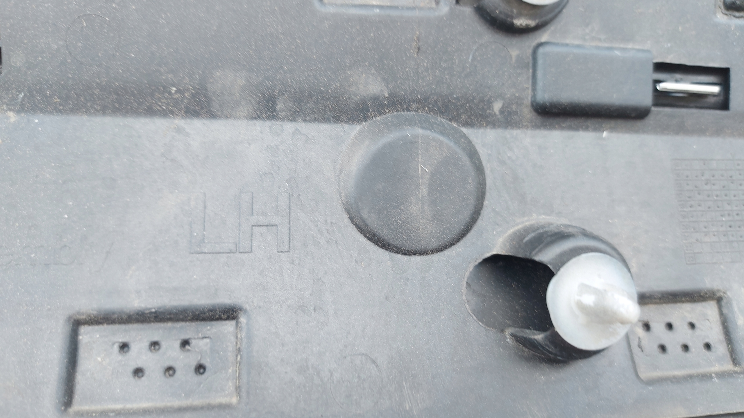 moulding door left rear part VOLVO XC90 II