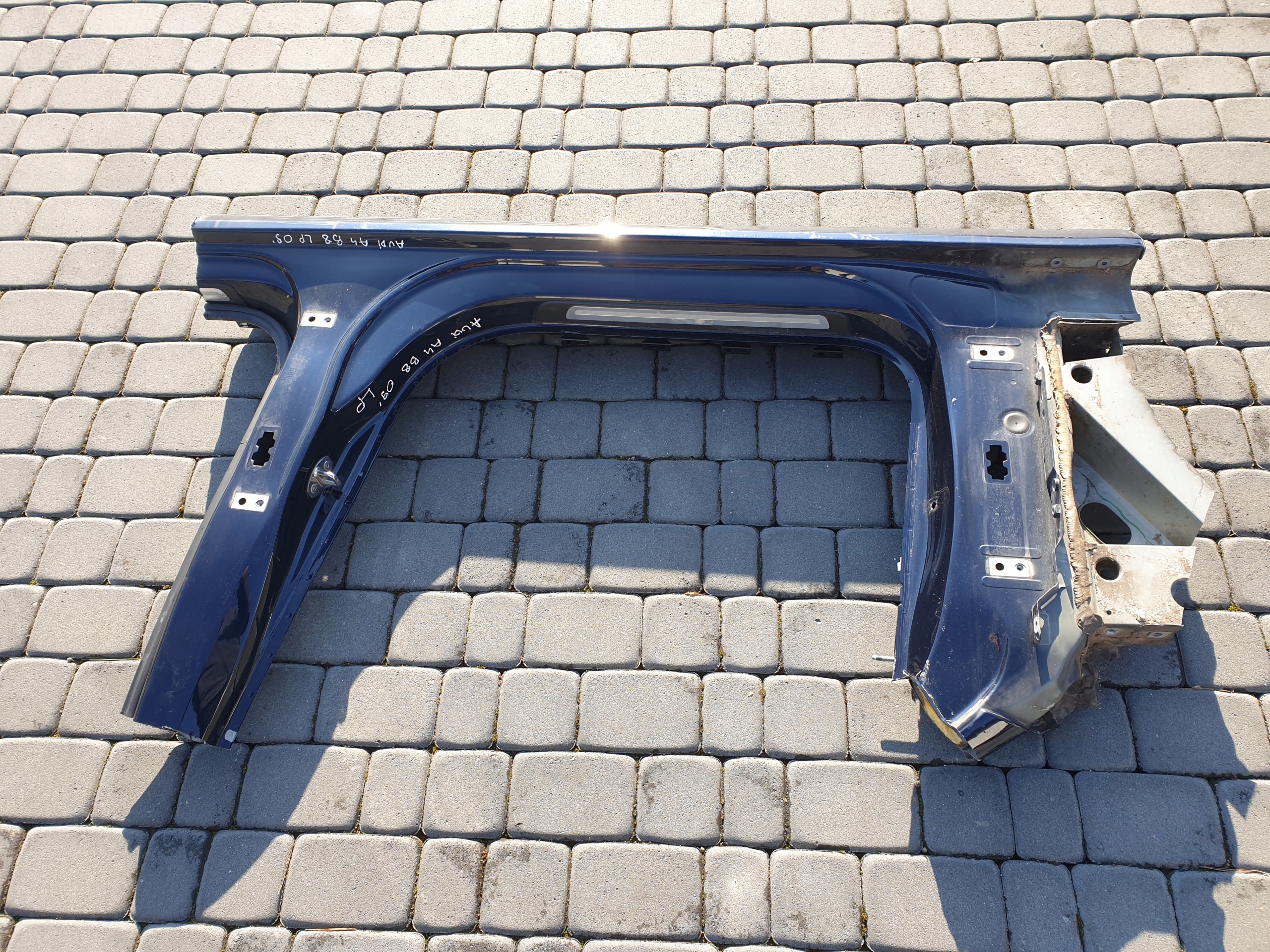 pillar DRZWIOWY threshold AUDI A4 B8 2008- left