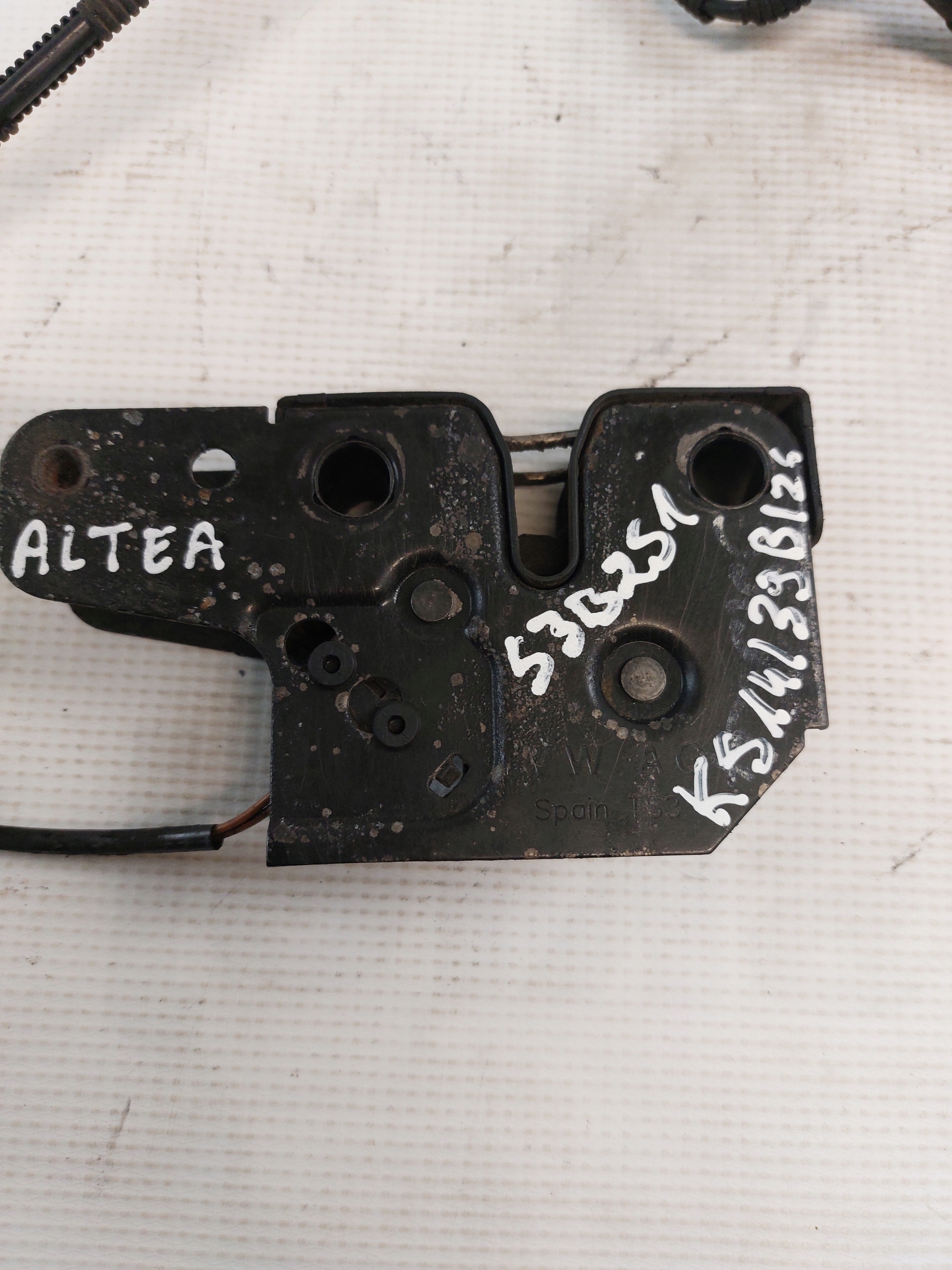 bonnet latch lock SEAT ALTEA