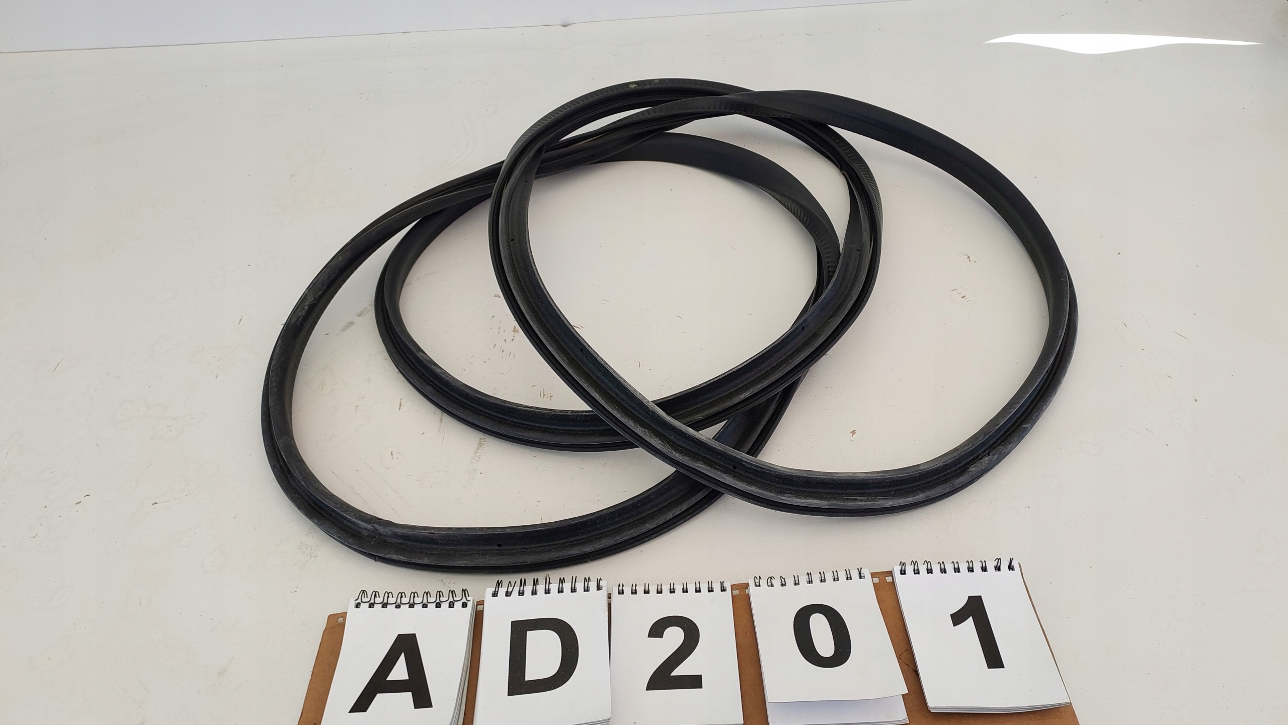 MERCEDES VITO W447 USZCZELKA DZRZWI PRZESUWNYCH NOWE