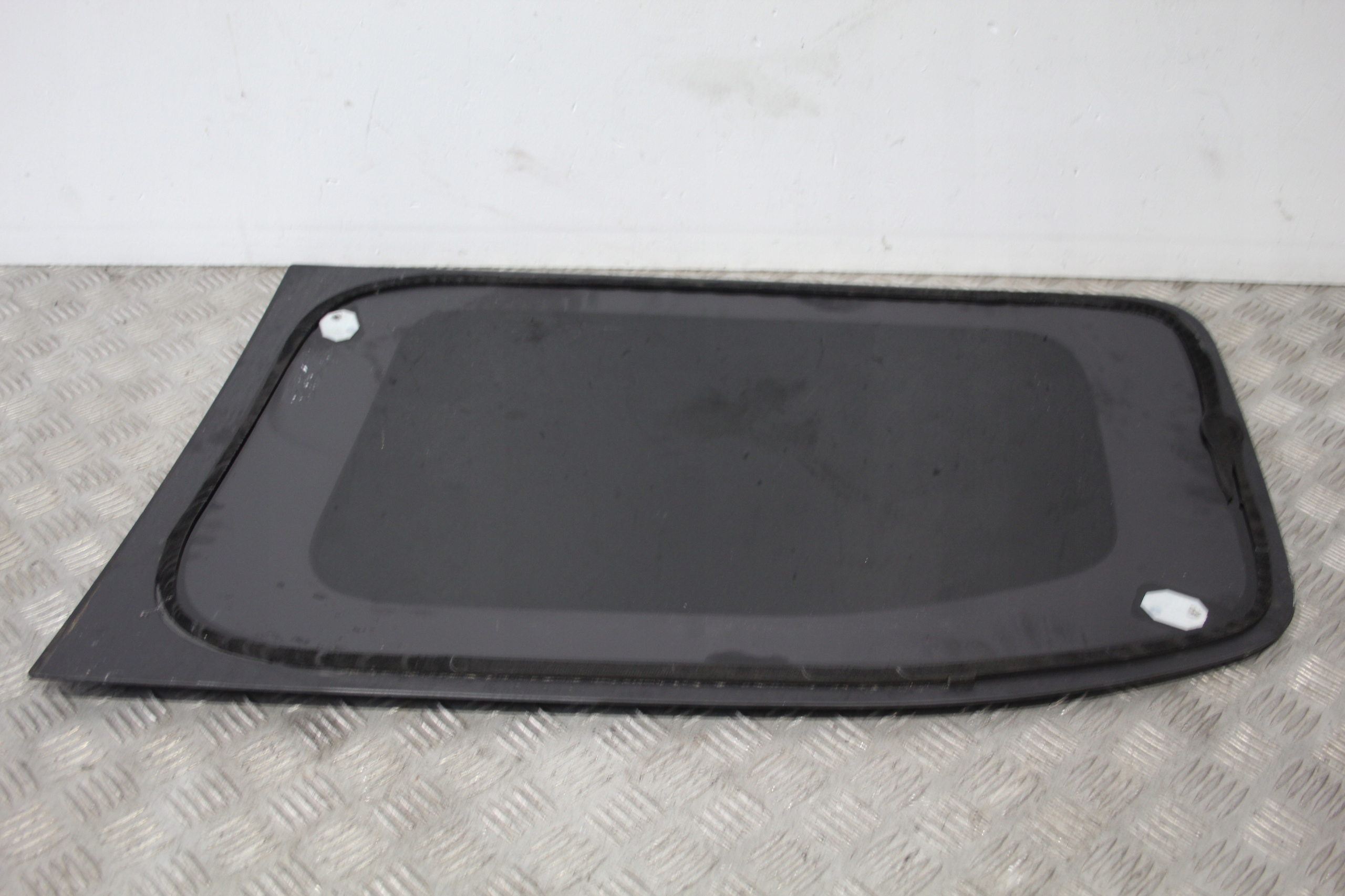 window bodywork left OPEL ZAFIRA D LIFE