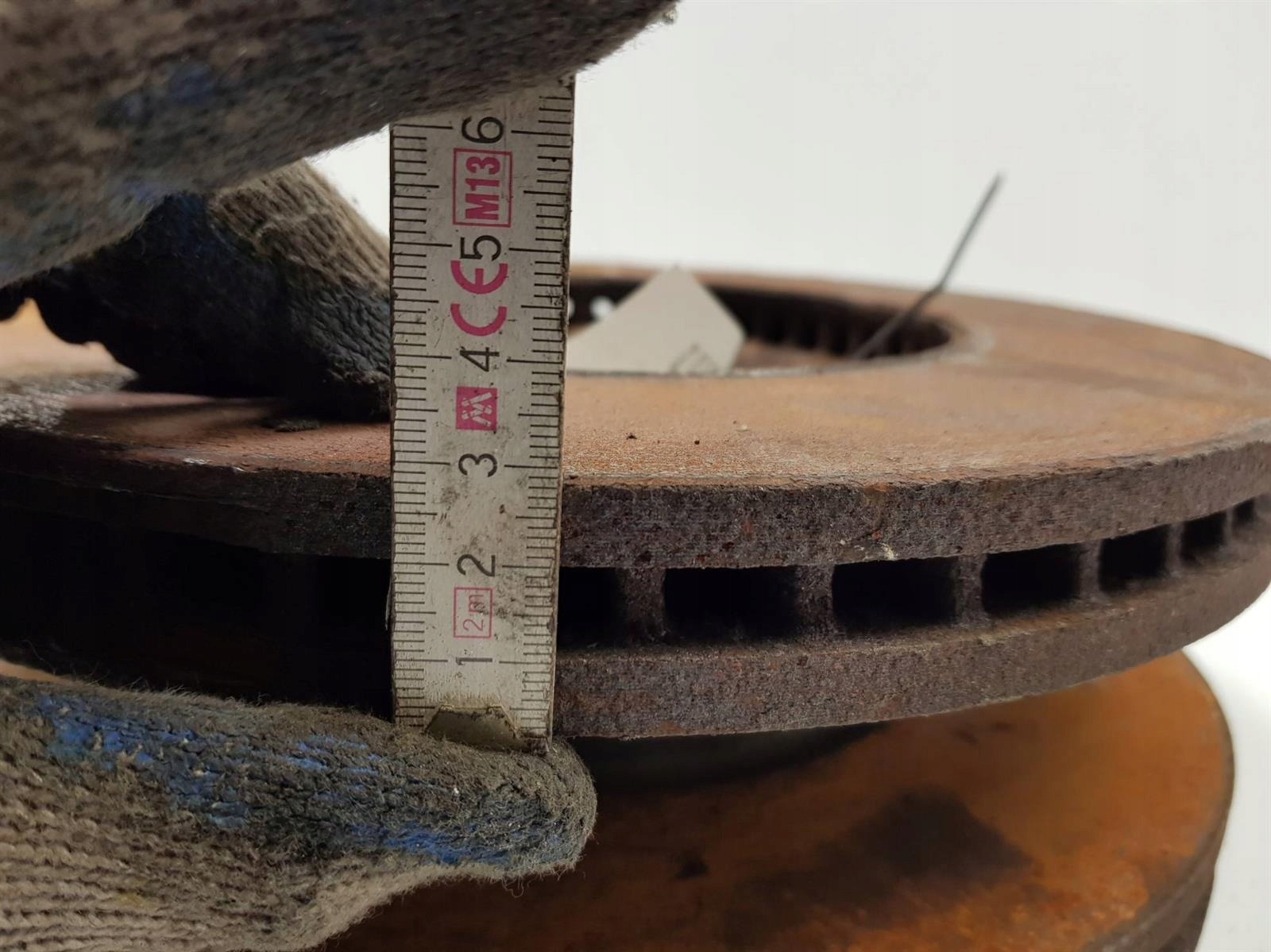 TARCZA HAMULCOWA PRZOD FORD FUSION MK5 Part manufacturer Ford original OE