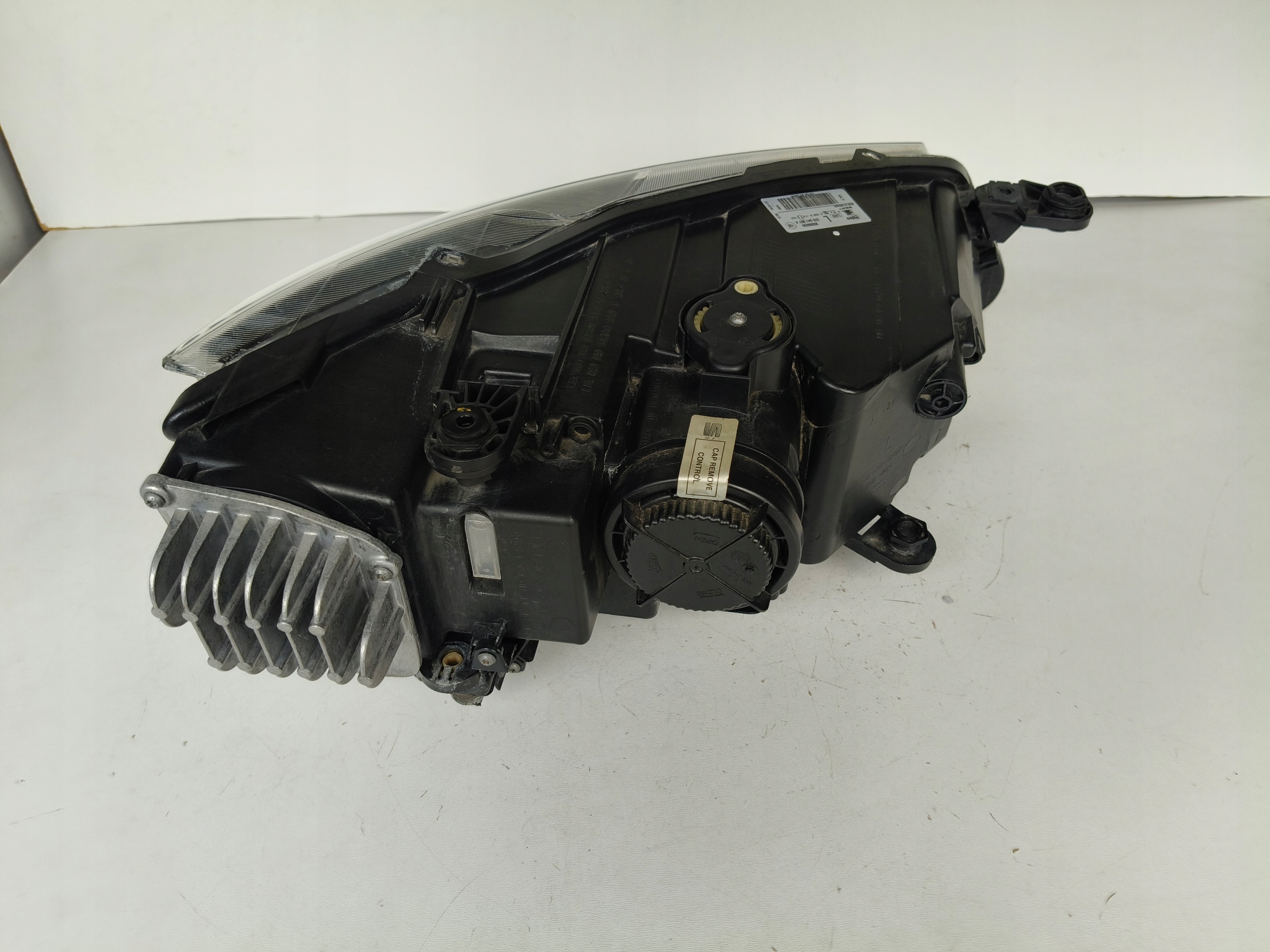 light left REFLEKTOR SEAT ATECA 575 16- FULL LED