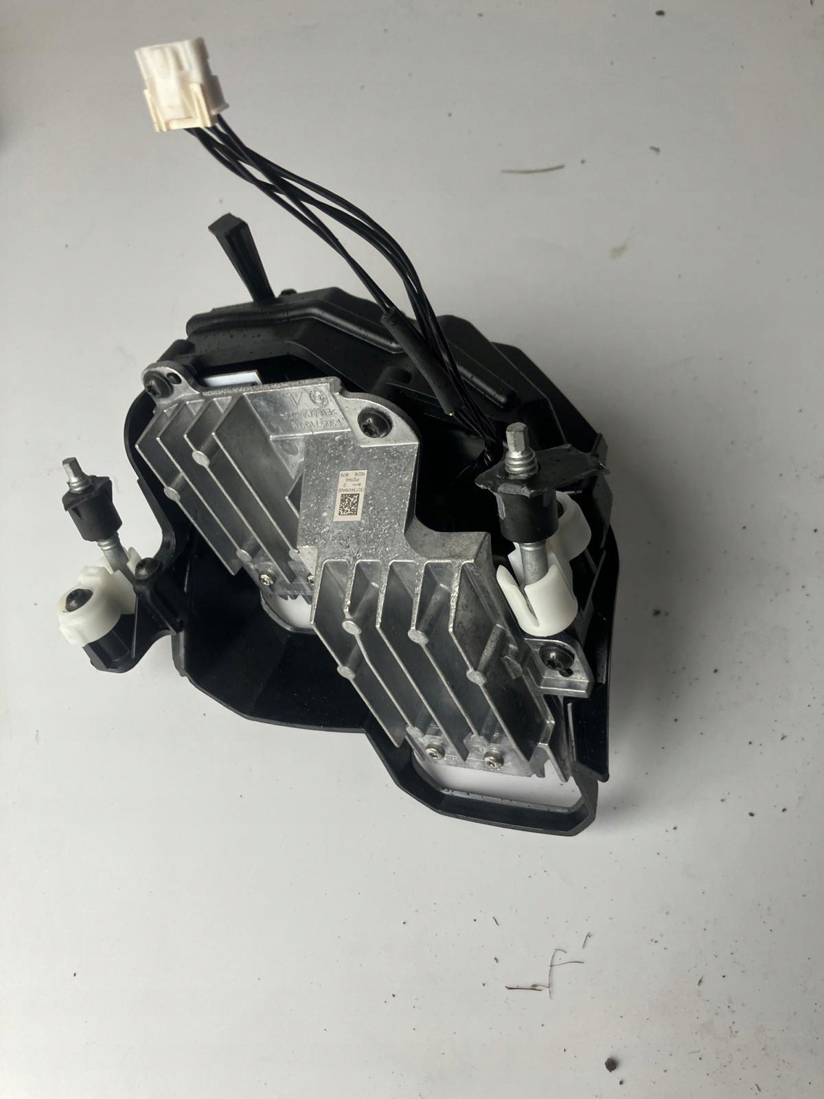 control unit JEZ FULL LED PEUGEOT 308 T9 left front 130734019400