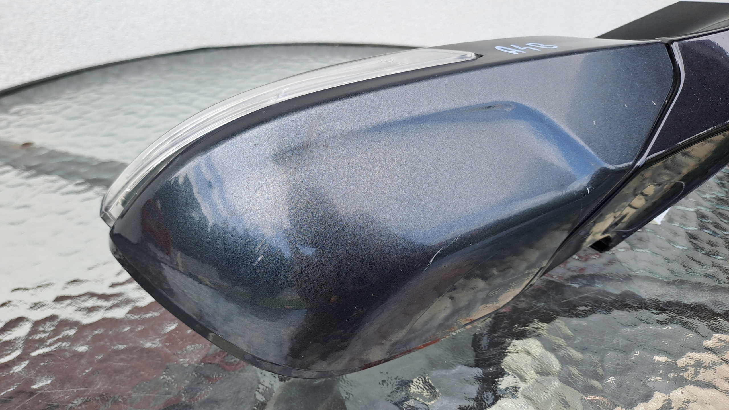 Hyundai i40 11-19 зеркало правое европа