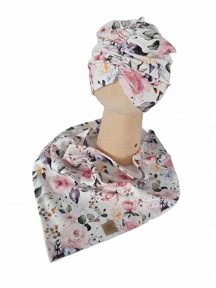 

Zestaw Czapka + Chusta Pastelowe Róże 54-58cm
