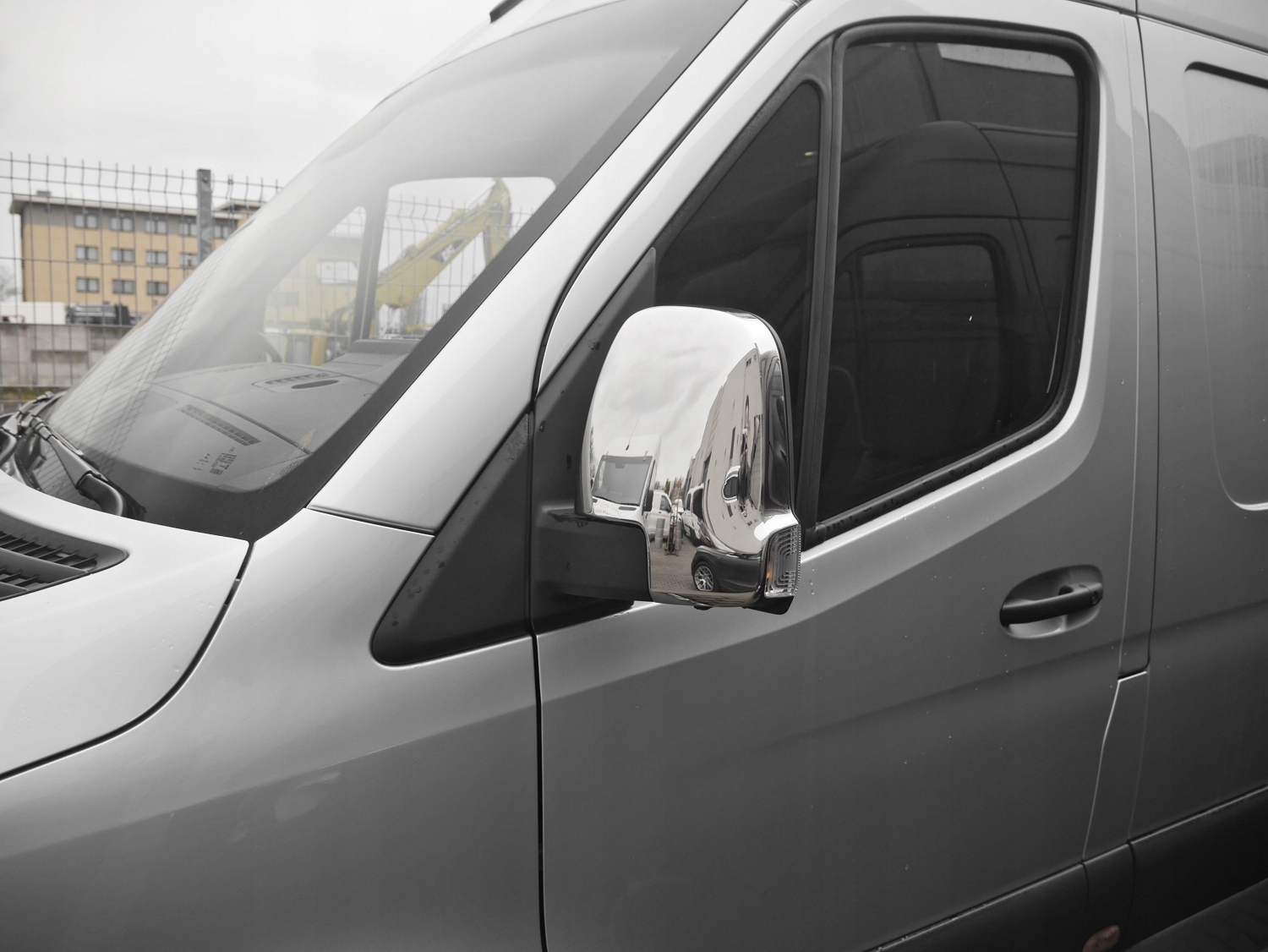 Nakładki luster lusterka Mercedes Sprinter W907 Producent Omtec