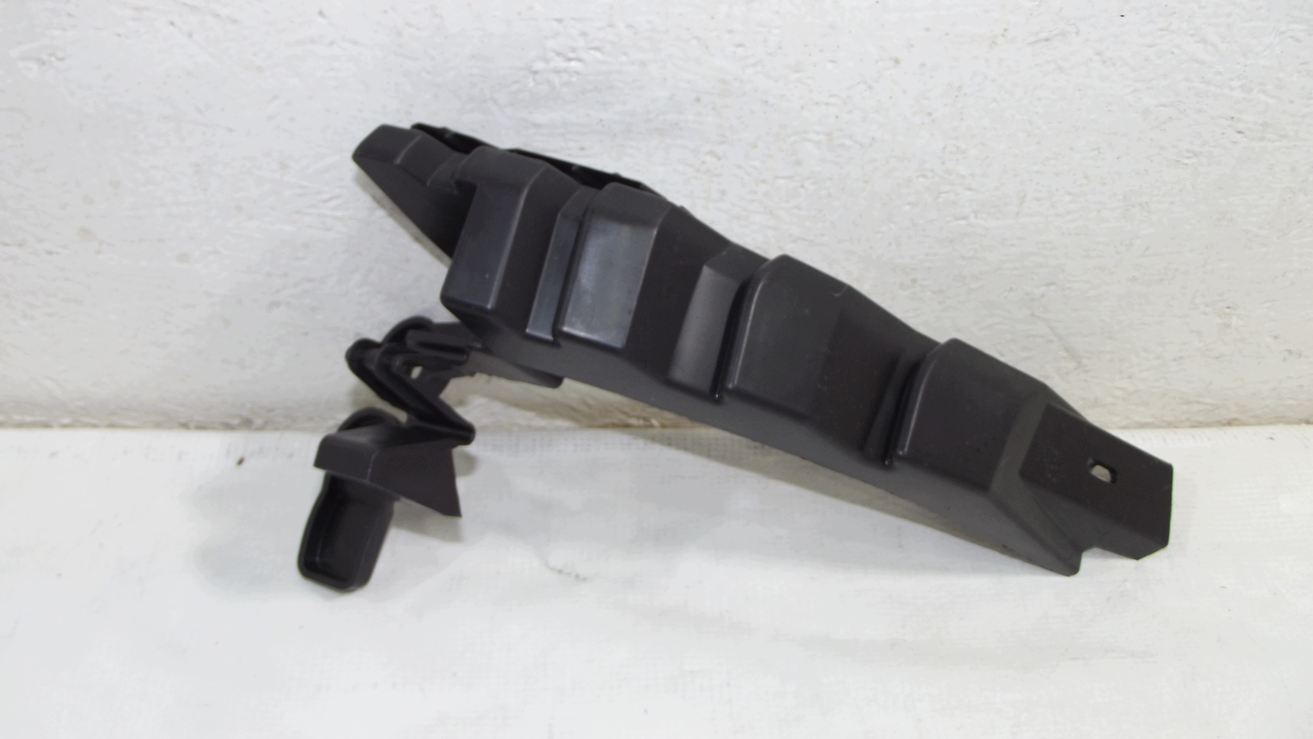 Jaguar F Pace bumper bracket right rear part HK83-17A881-AD