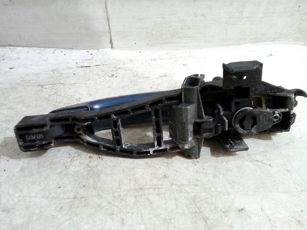 Ford Focus MK2 II 2 handle exterior left front + key key 23