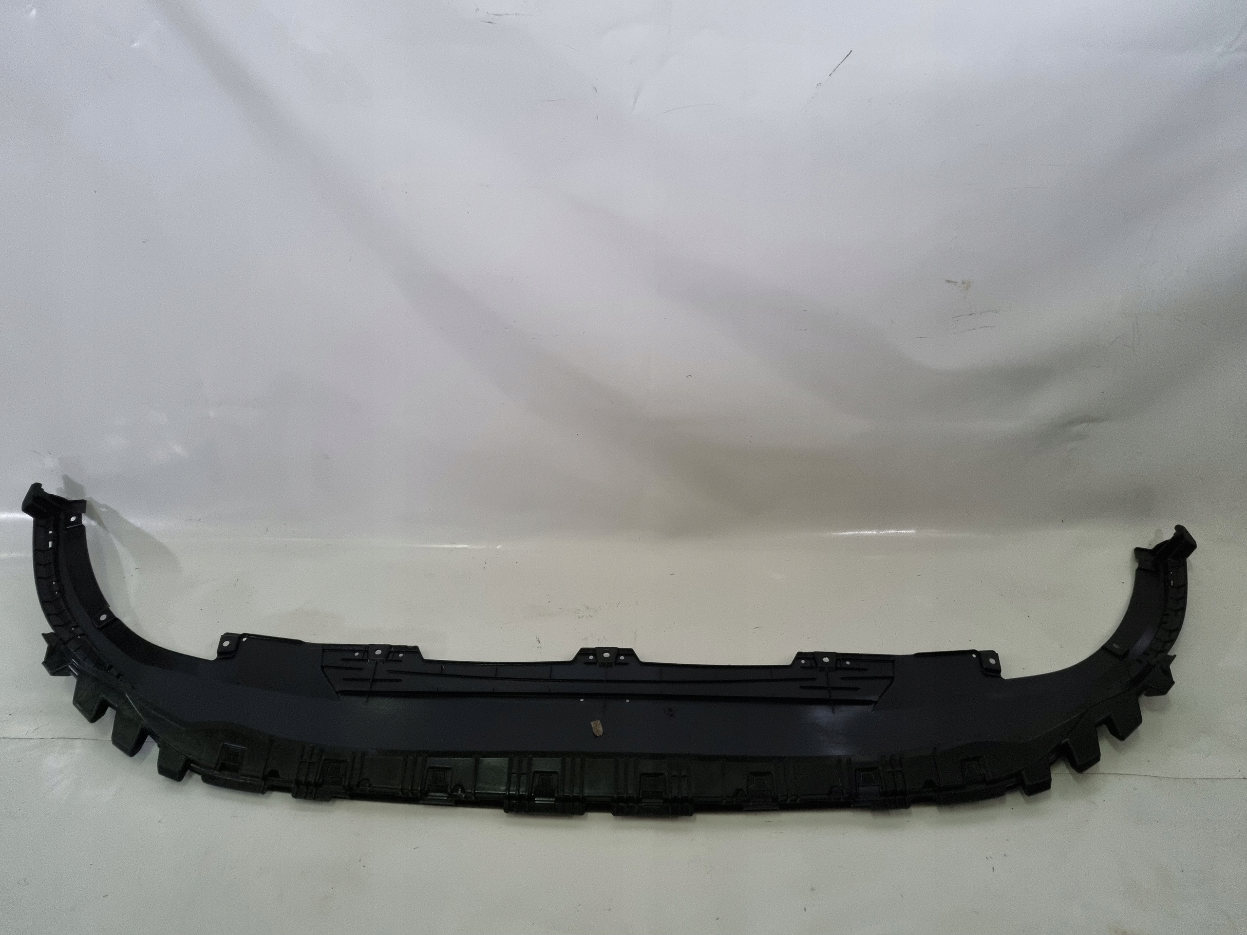 5H0805915A - VW Golf VIII 5h0 спойлер