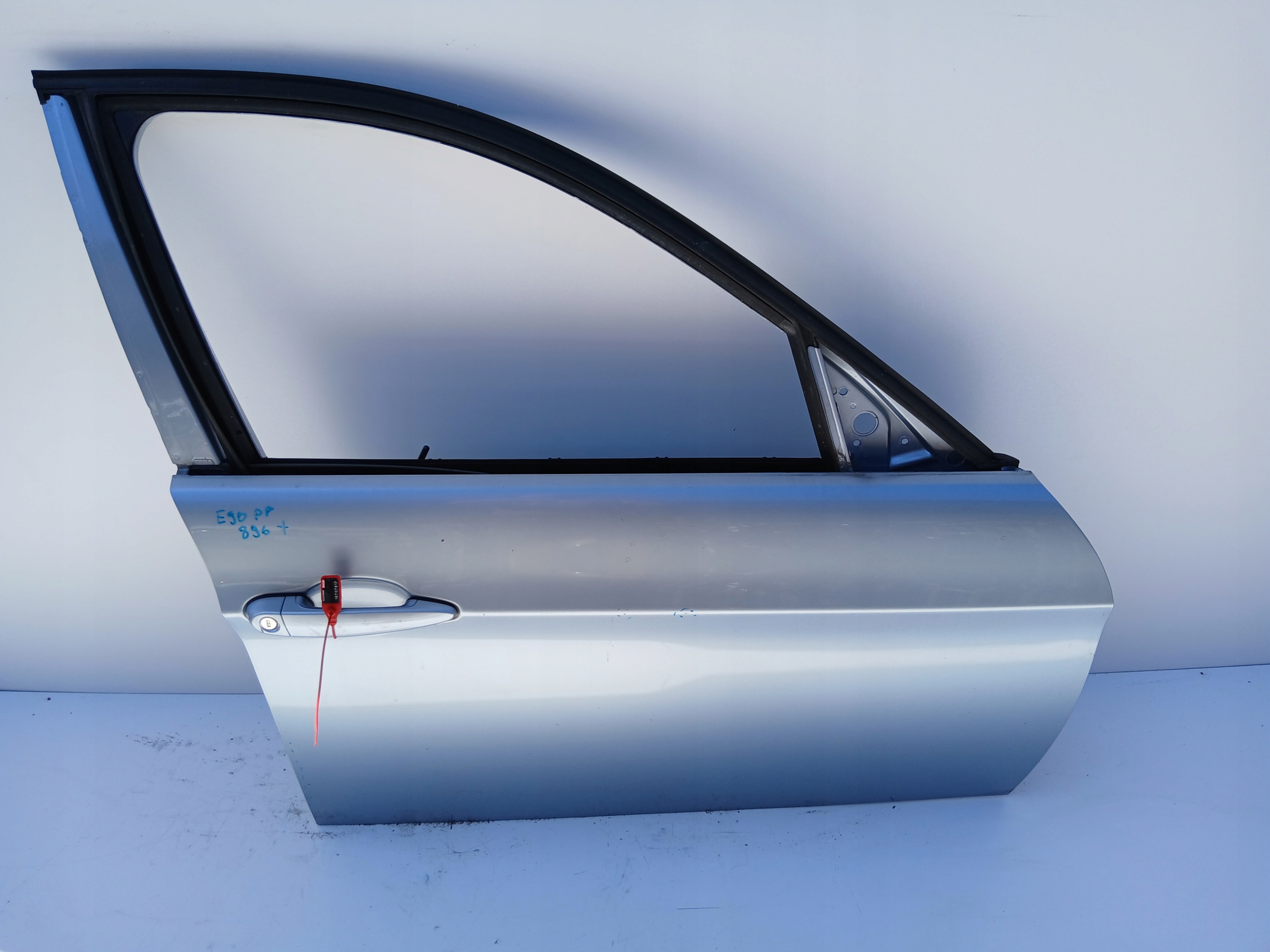 door right front BMW E90 896/5 BLUEWATER