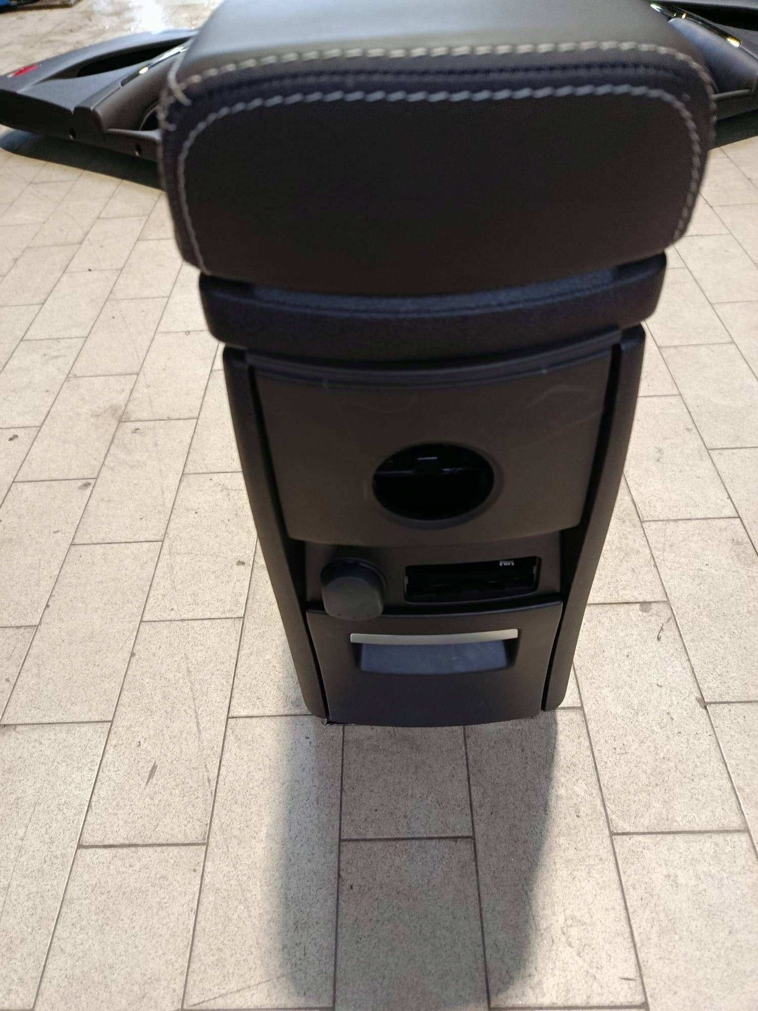 KOMPLET Sitze z boczkami mitte Renault Espace V (RFC) BRAZ INITIALE