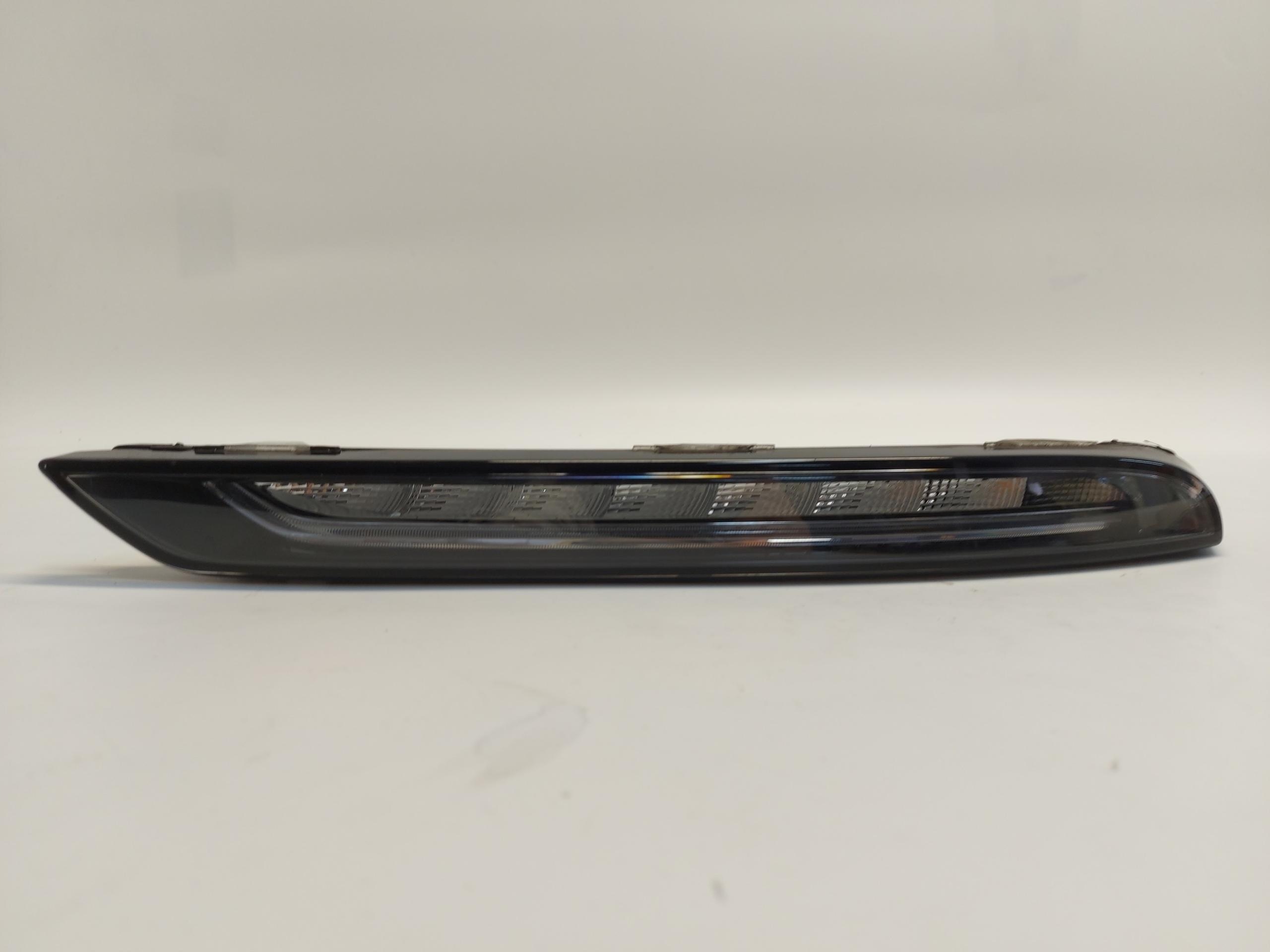 PORSCHE MACAN S 95B light DRL indicator front left 95B941181D