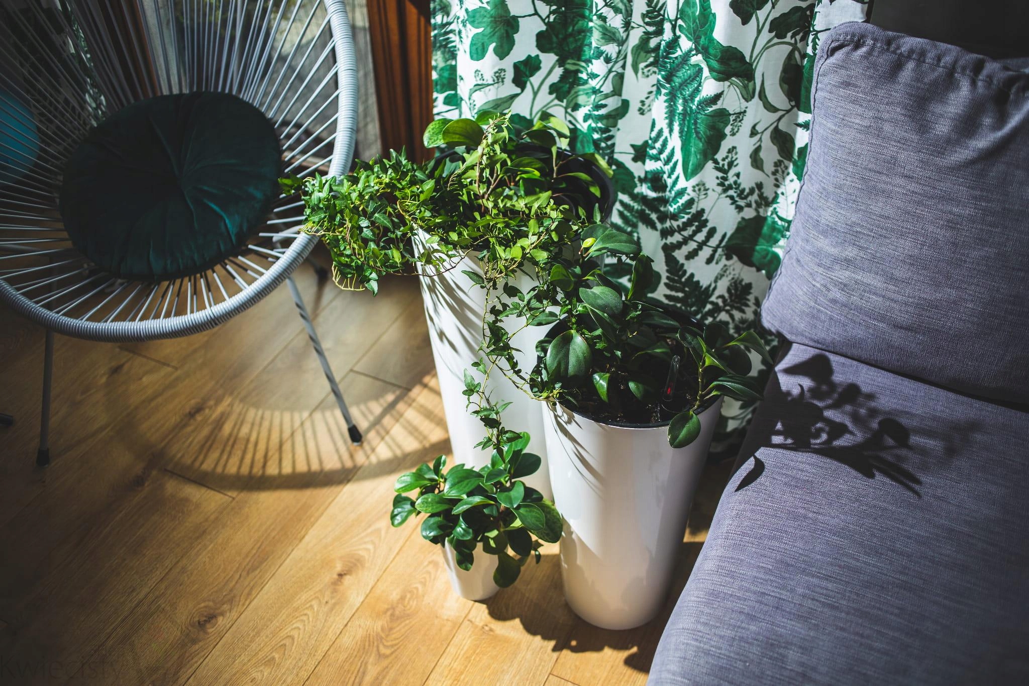 DONICZKA DONICA POŁYSK BIAŁA OGRODOWA SLIM + WKŁAD Długość 20 cm