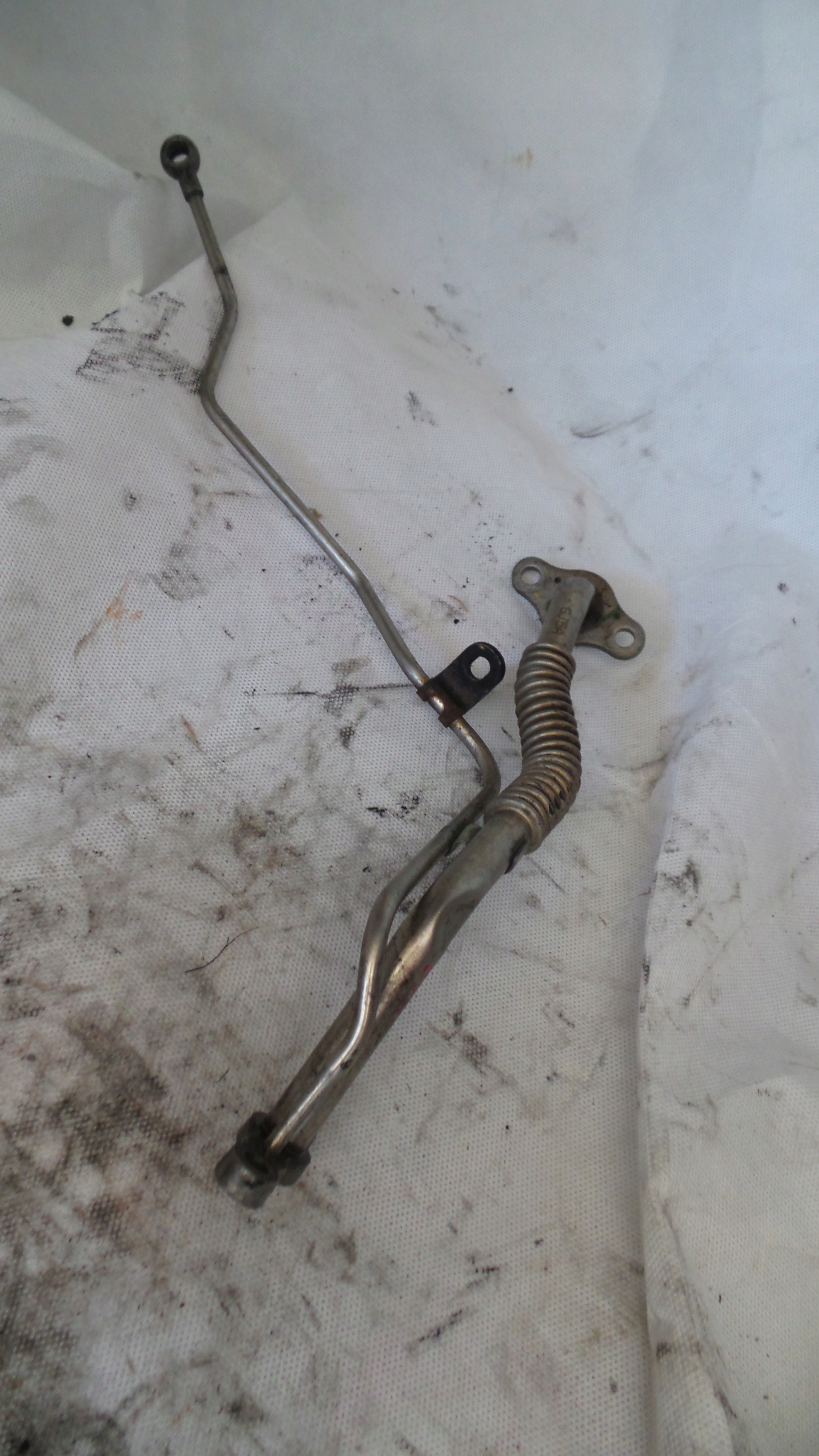 Odp yw oleju kia ceed 1 6 crdi rurka turbiny turbo 2u010 za 80 z z