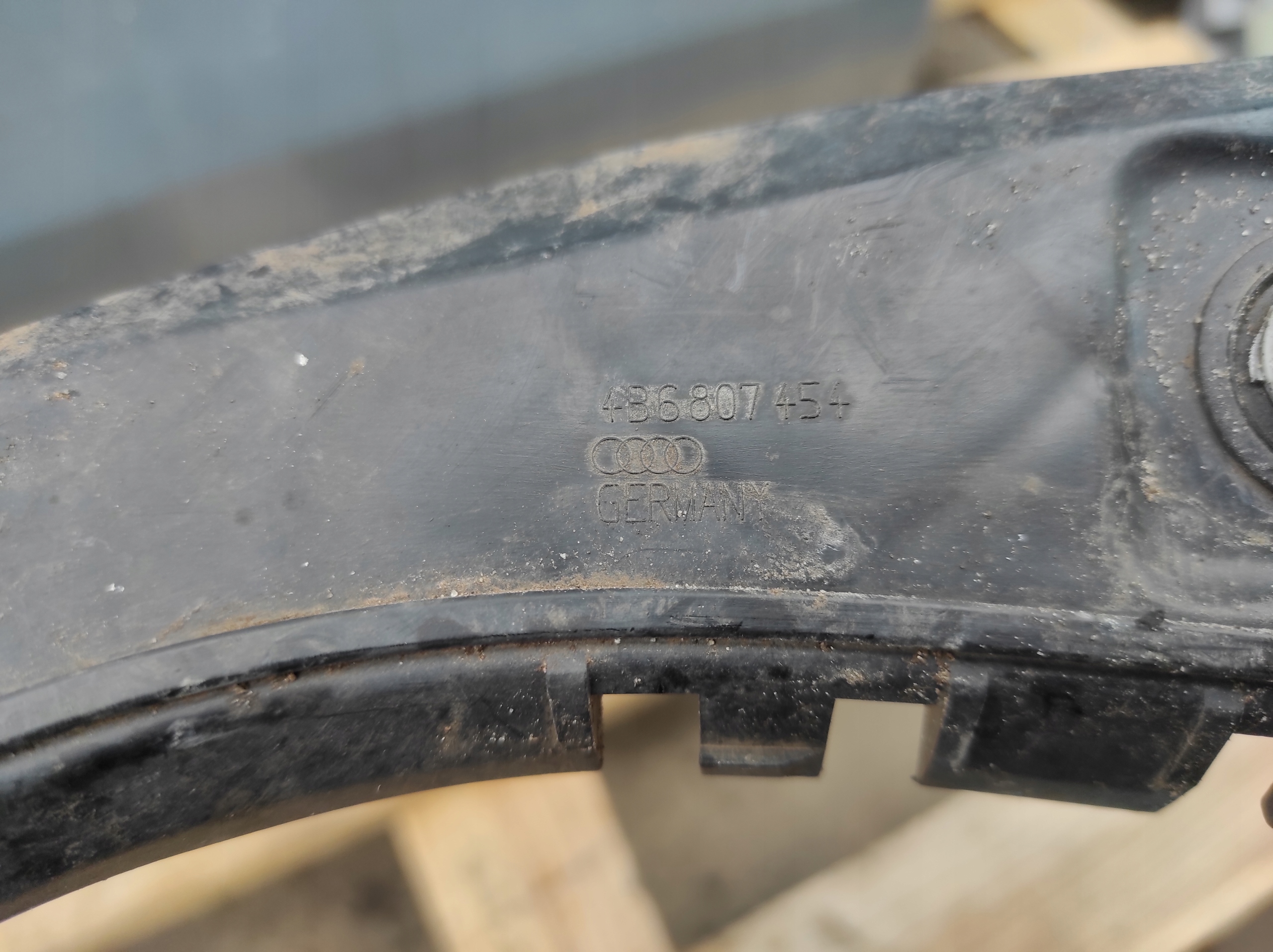bumper bracket right rear part AUDI RS6 C5 4B6807454
