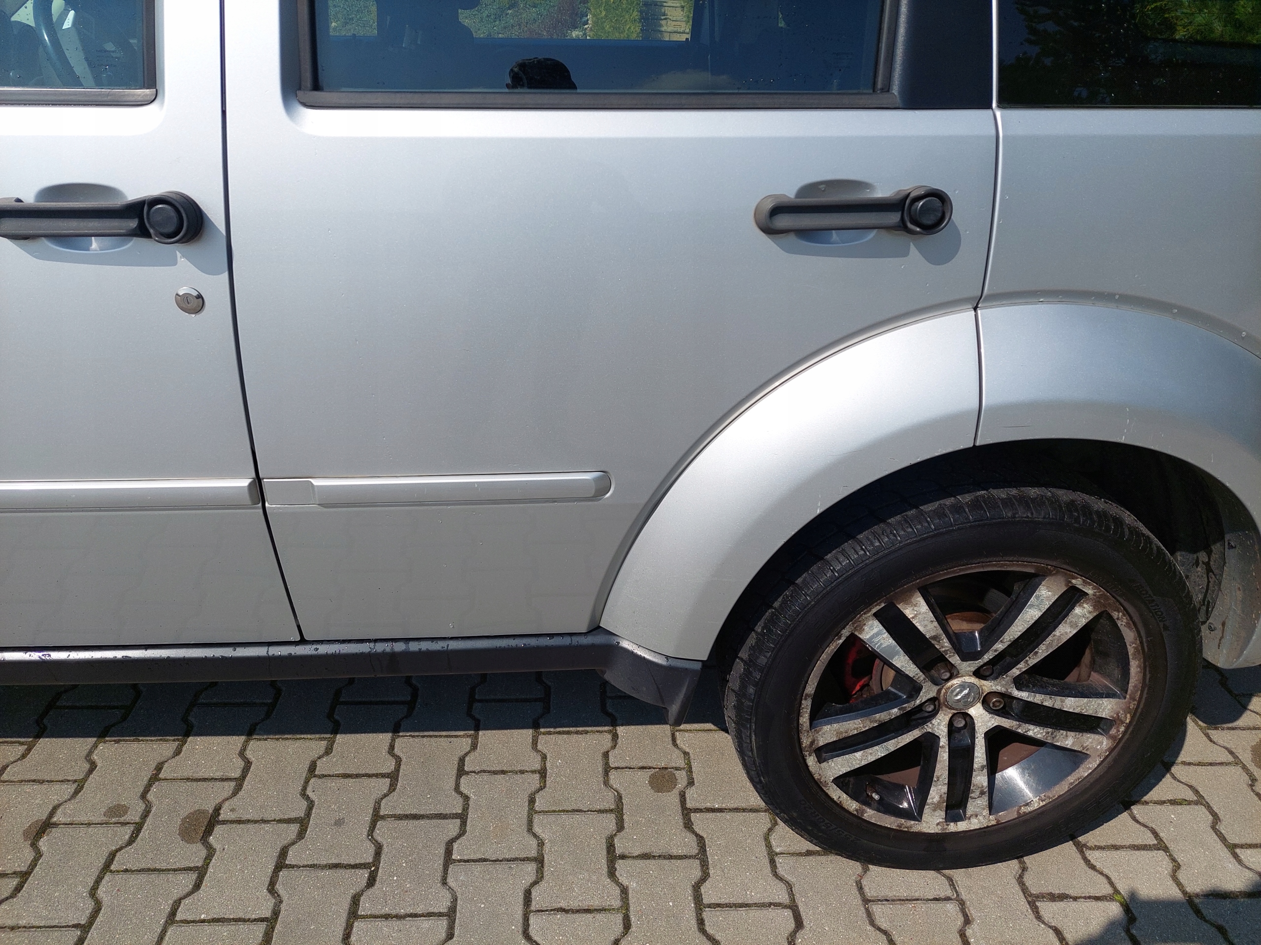 door front rear part left right DODGE NITRO