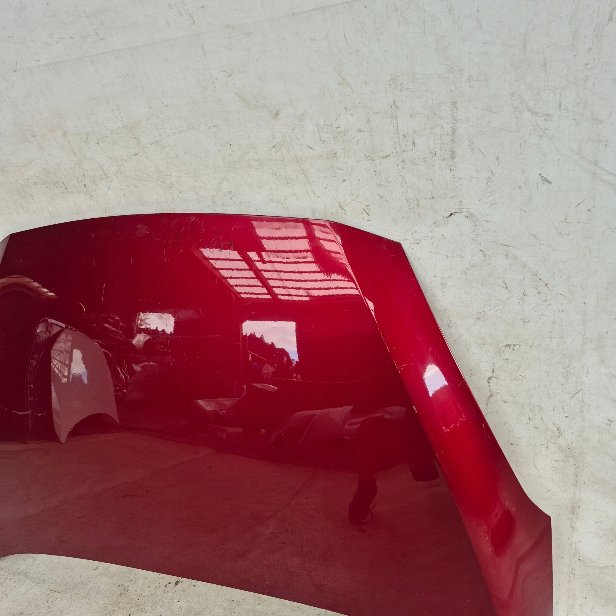 FORD FIESTA MK8 18- Cofano