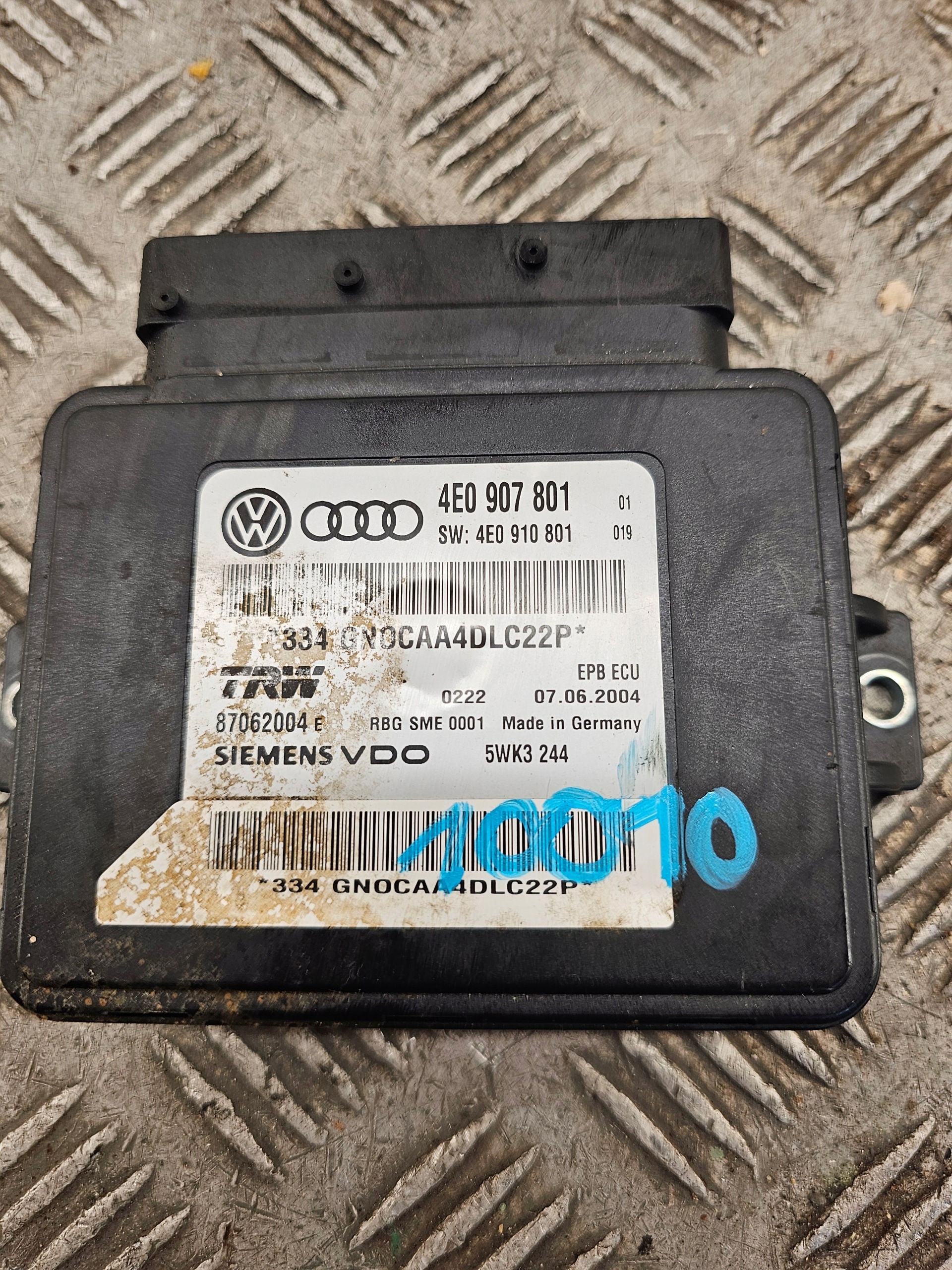 control unit module brakes parking heater AUDI A8 D3 4.2 V8 4E0907801