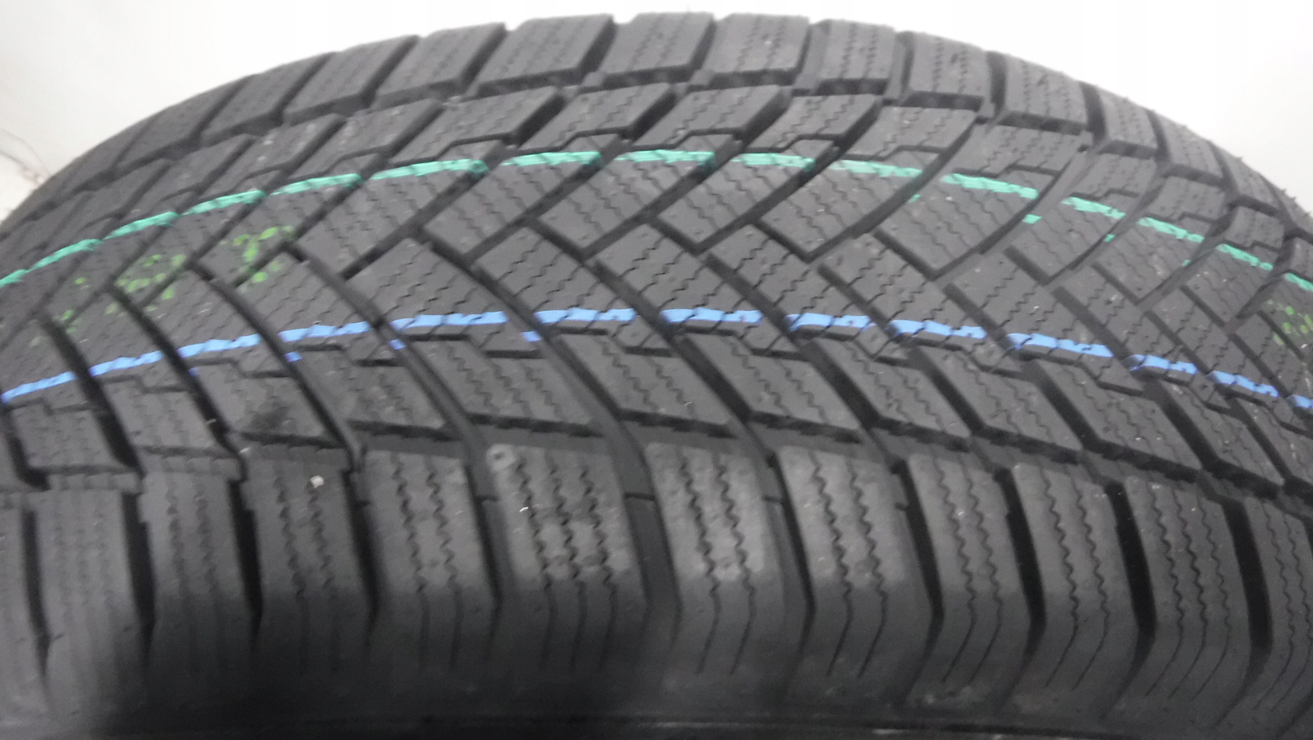 OPONY ZIMOWE MINERVA FROSTRACK HP 185/65/15 88T Model inny