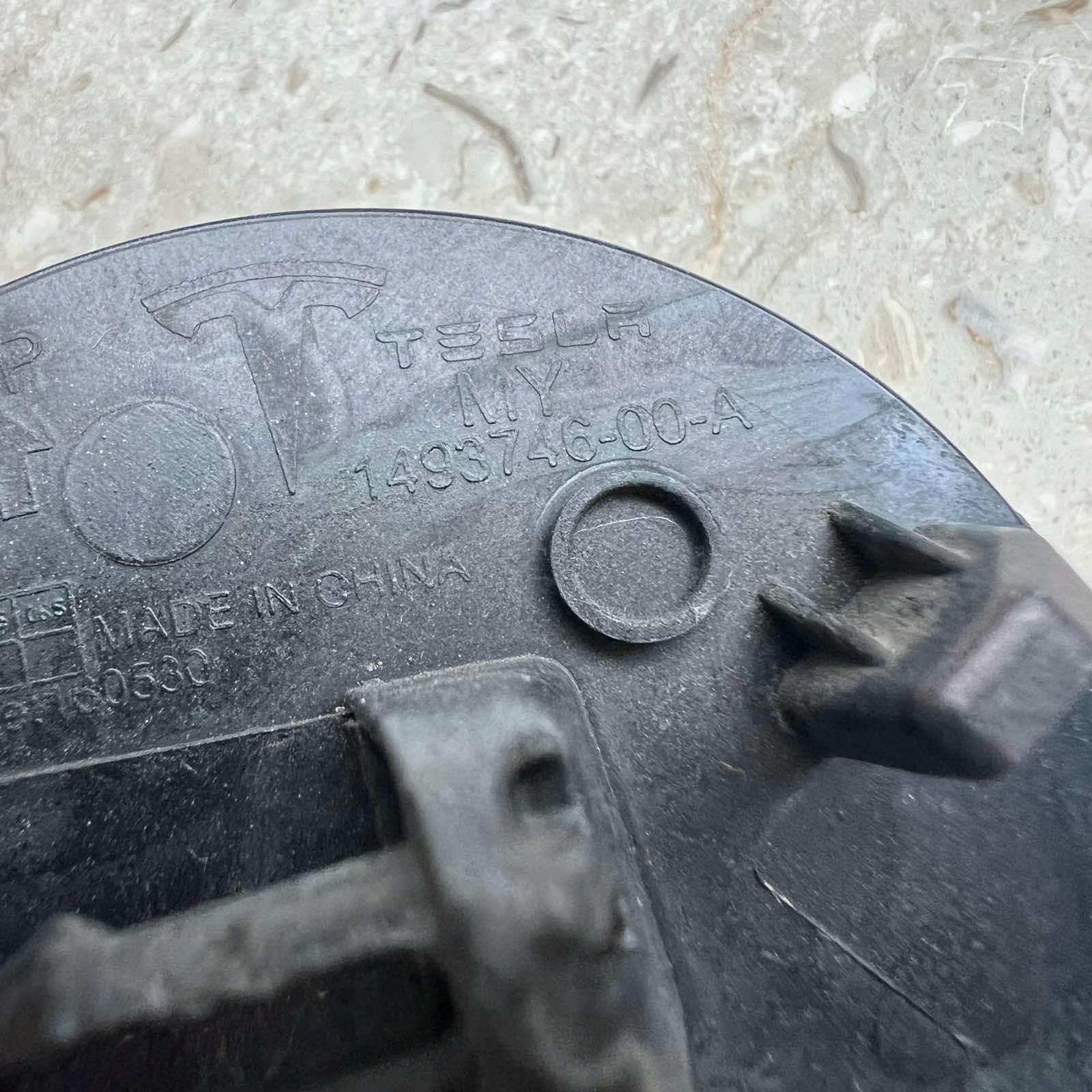 TESLA MODEL Y 2020-> towing hook cap bumper front 149374600A