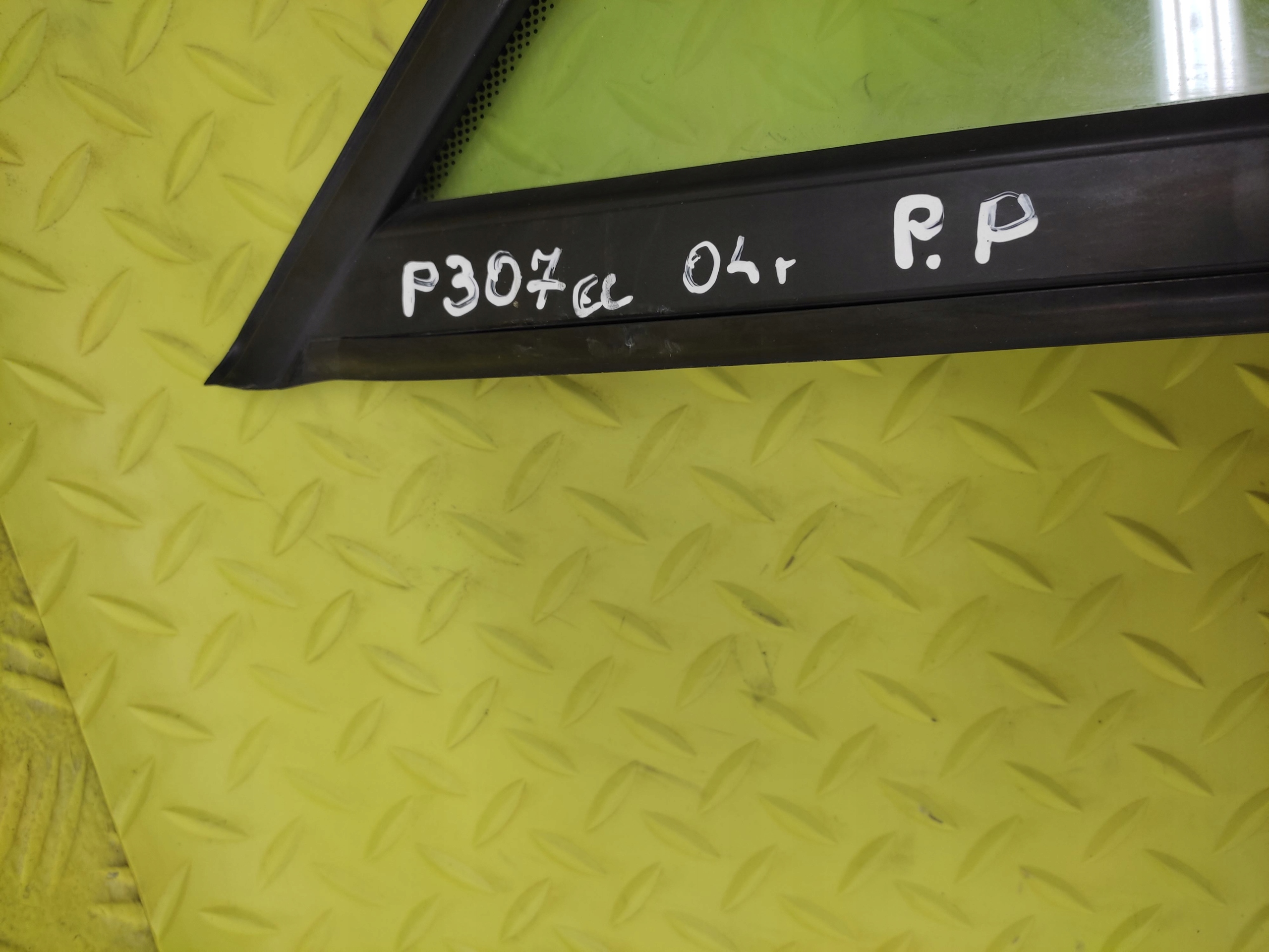 PEUGEOT 307 CC window door TROJKAT right front