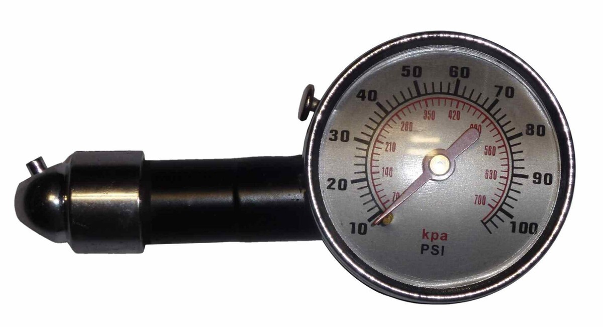 MANOMETR CIŚNIENIOMIERZ DO OPON METAL 0,5-7,5 ATM