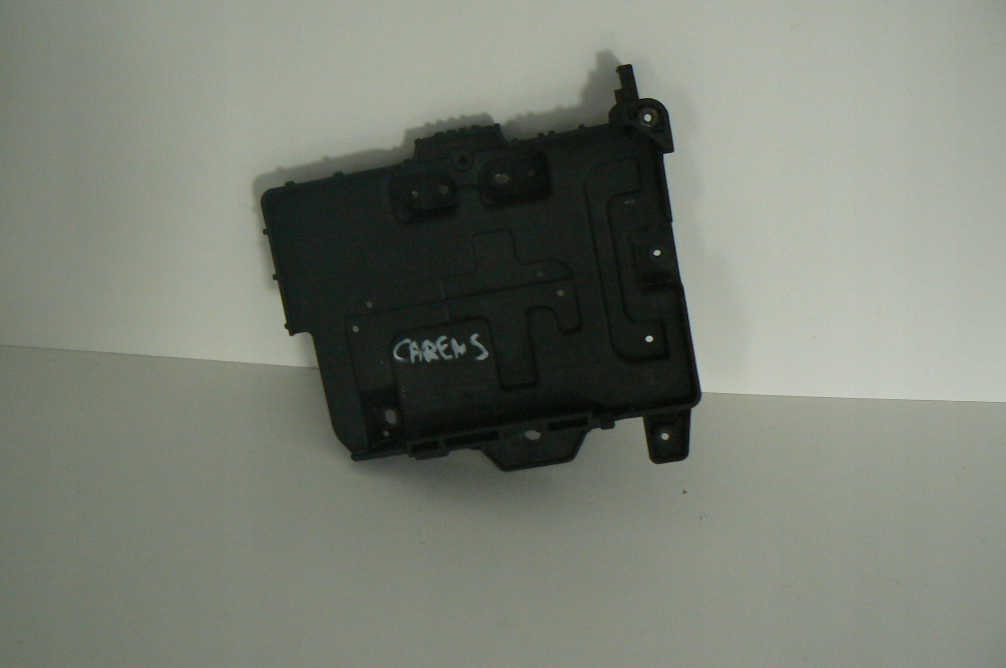 Основание аккумулятора KIA CARENS IV 37150-A4100