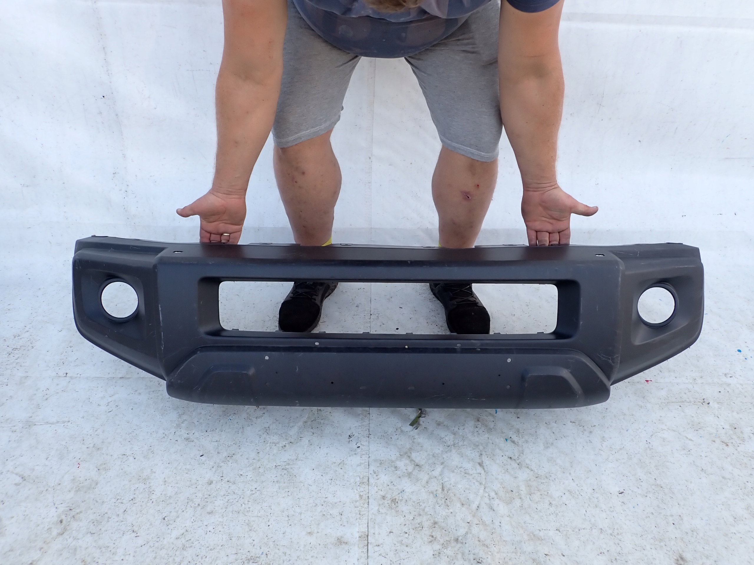 SUZUKI JIMNY IV 18- bumper front front
