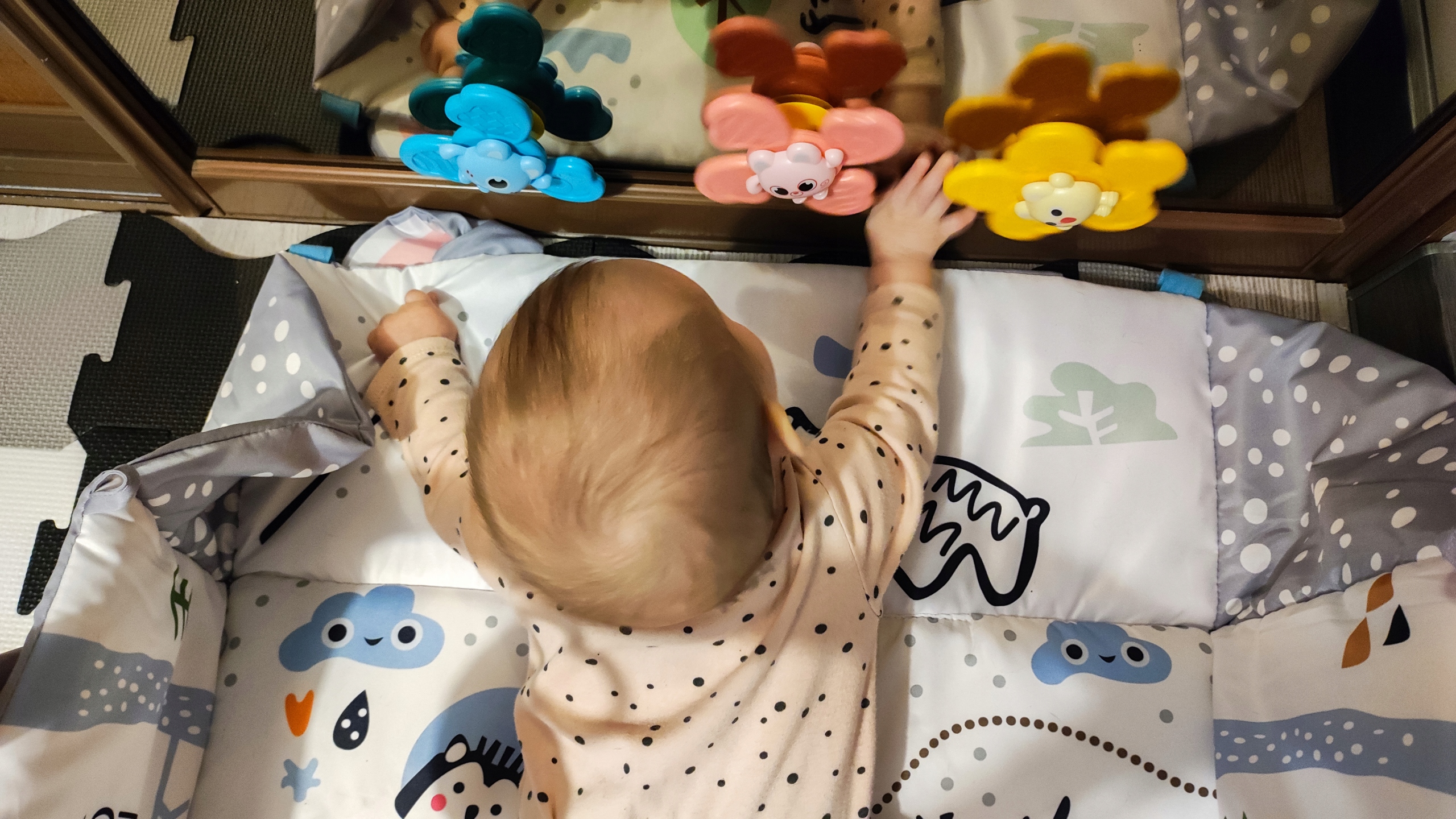 3x FIDGET SPINNER DLA NIEMOWLĄT SENSORYCZNA WIRUJĄCA ZABAWKA GRZECHOTKA Stan opakowania oryginalne