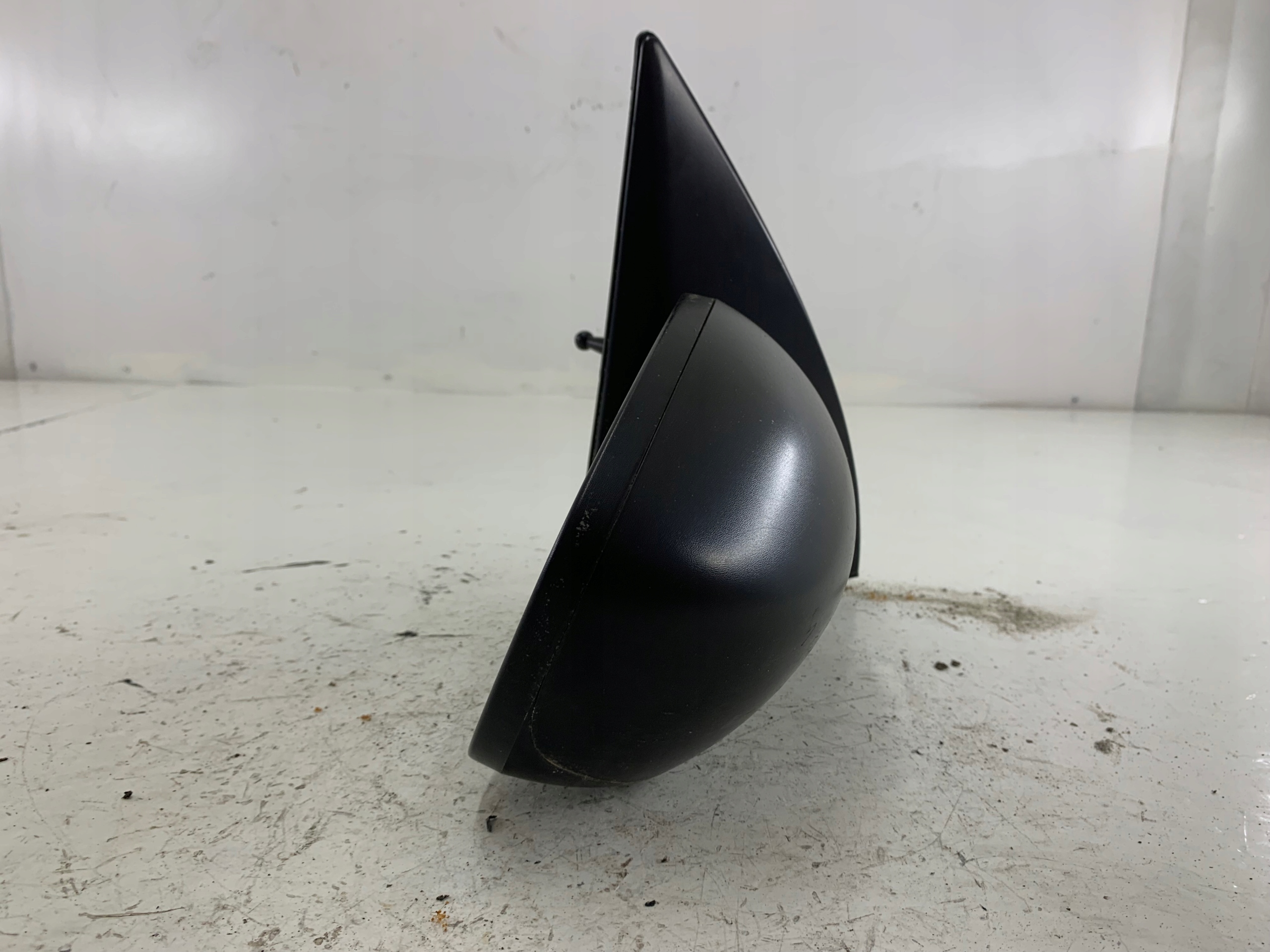 HYUNDAI i10 mirror right manually black,