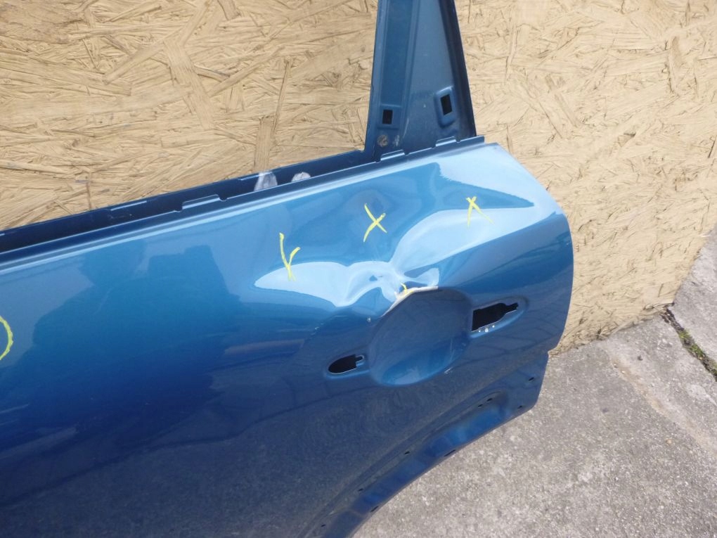 MINI COUNTRYMAN F60 door left rear.