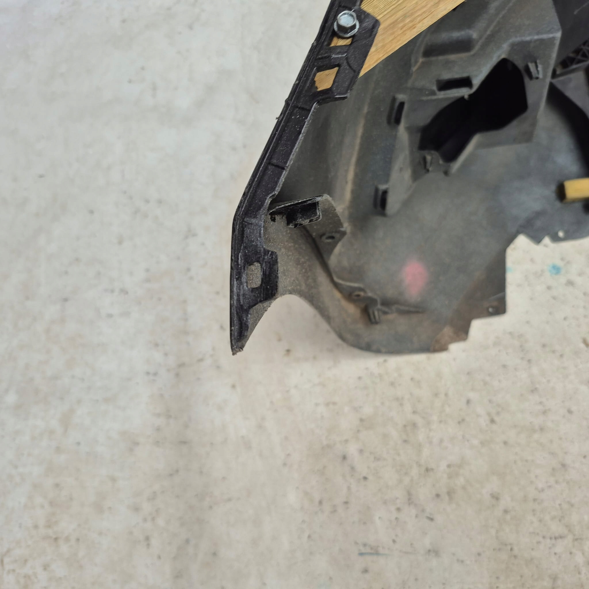 AUDI Q5 and 1 8R S-LINE 08-12 bumper front front washer PDC
