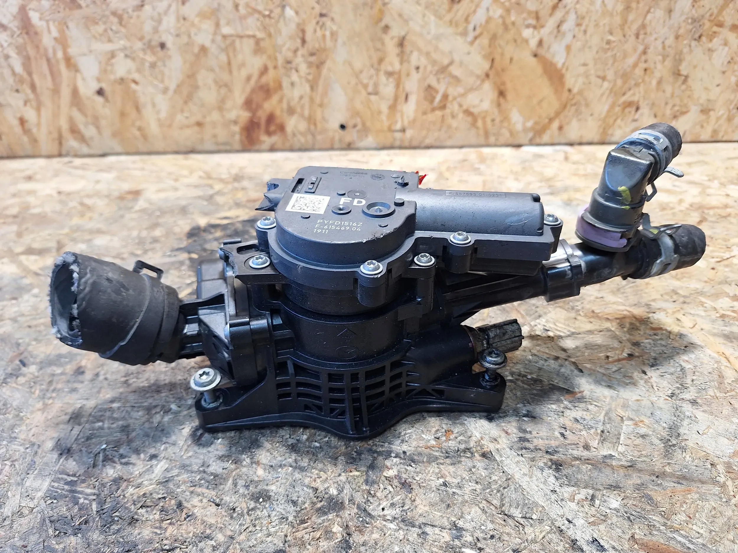 termostat Mazda 6 GJ 12- 2.0i PYFD1516Z