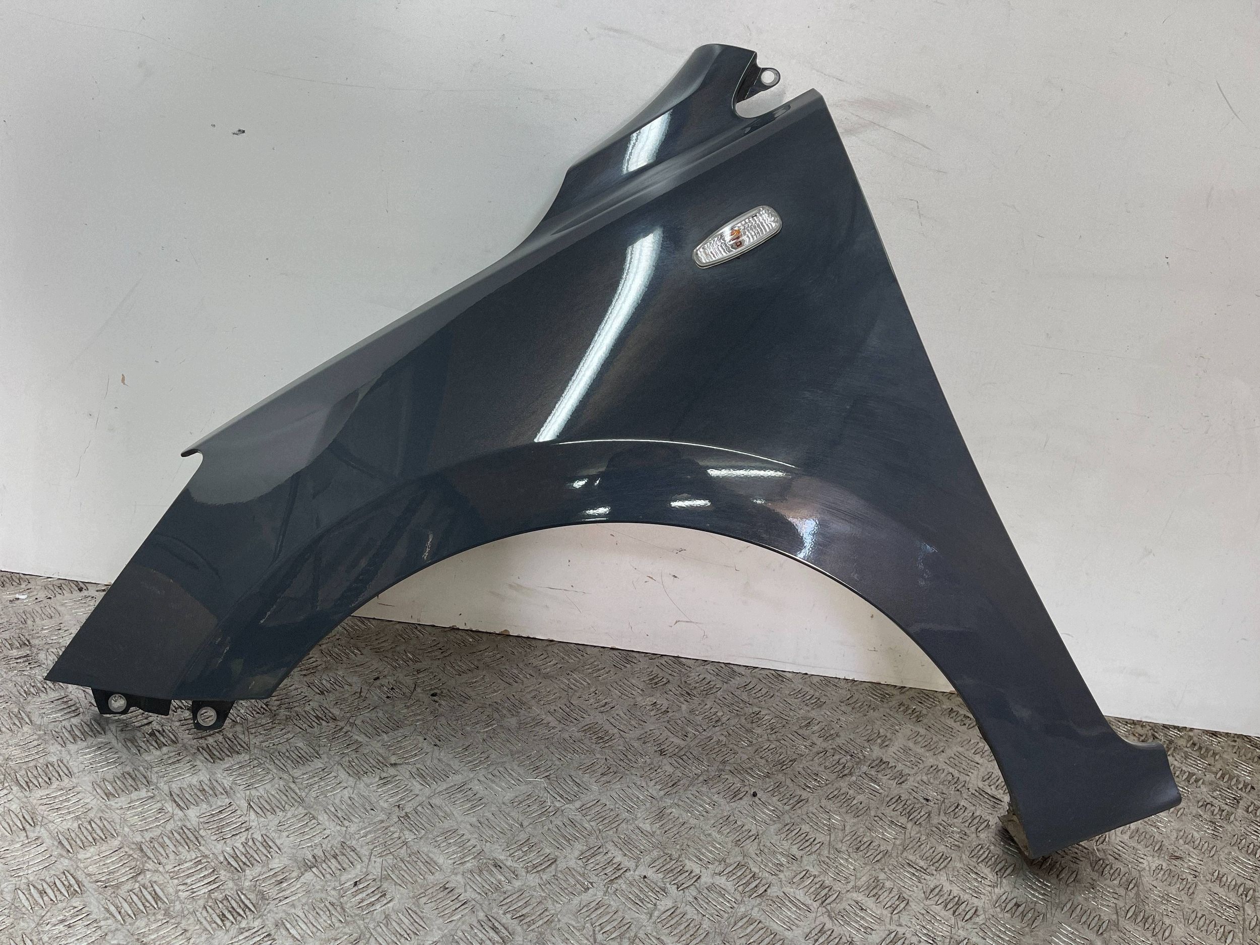 fender front front left KIA RIO IV 4 17- PRG