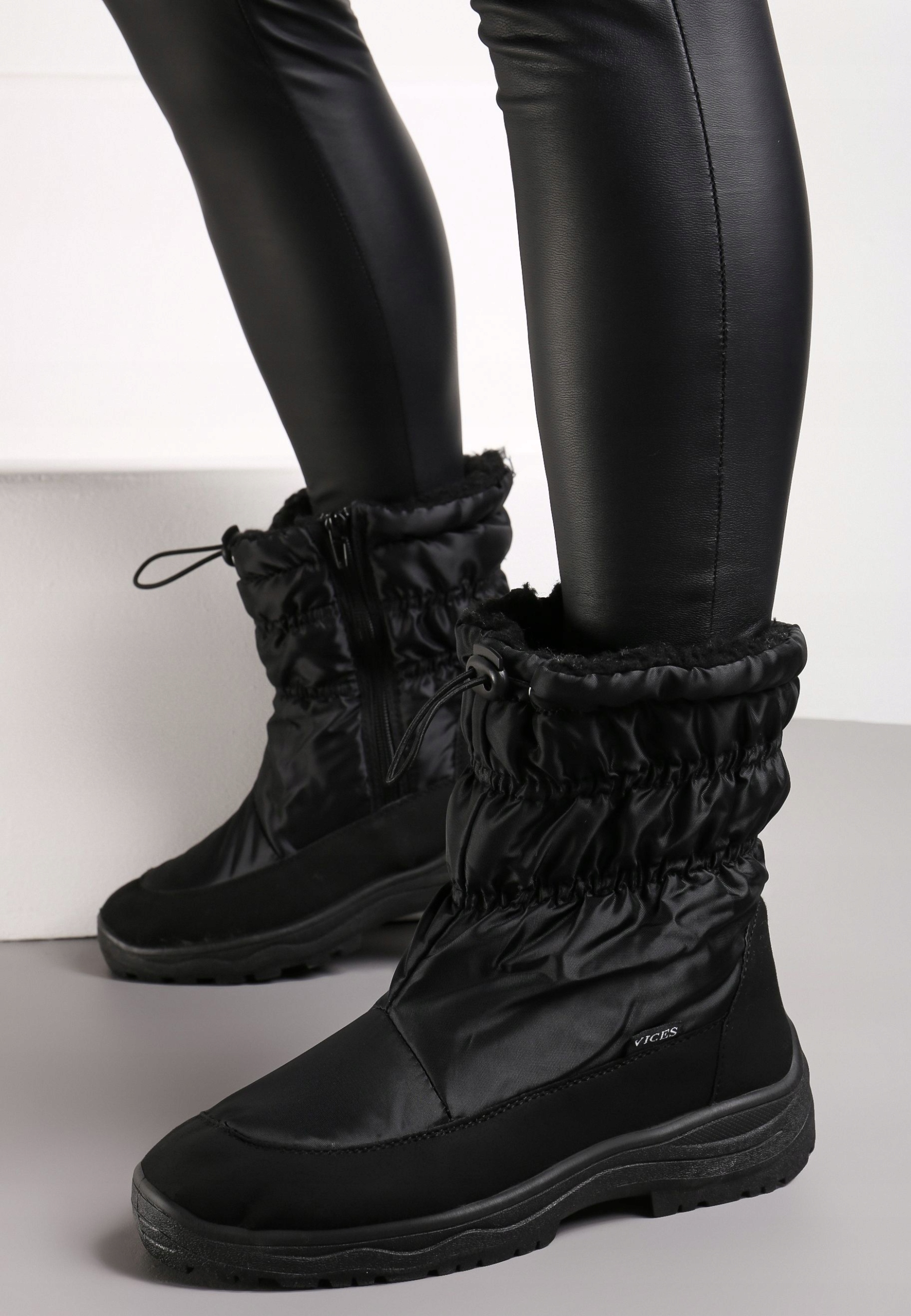 Czarne Śniegowce 40