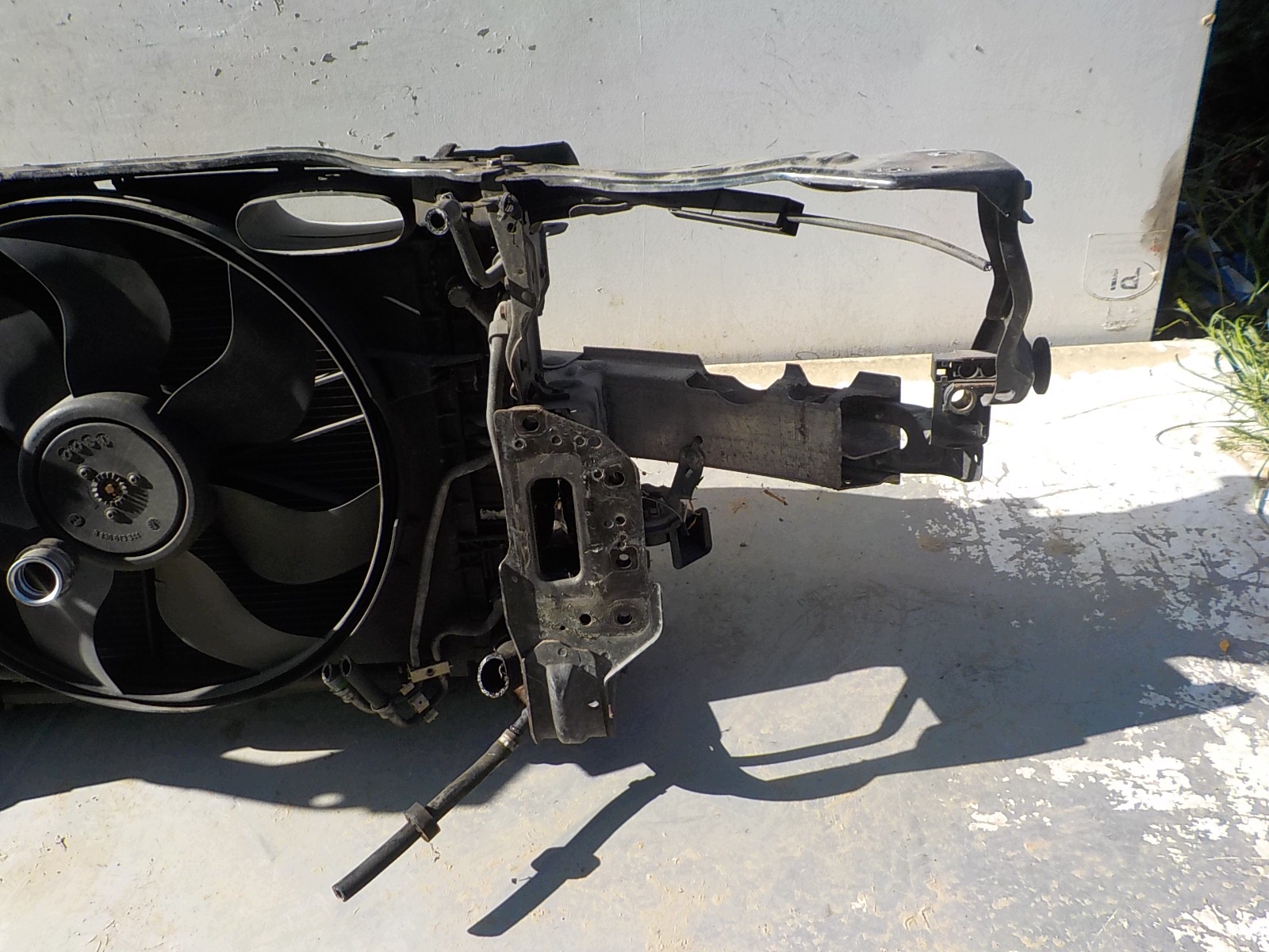 627 MERCEDES W203 CL203 1.8 compressor; support panel for radiators sider radiator