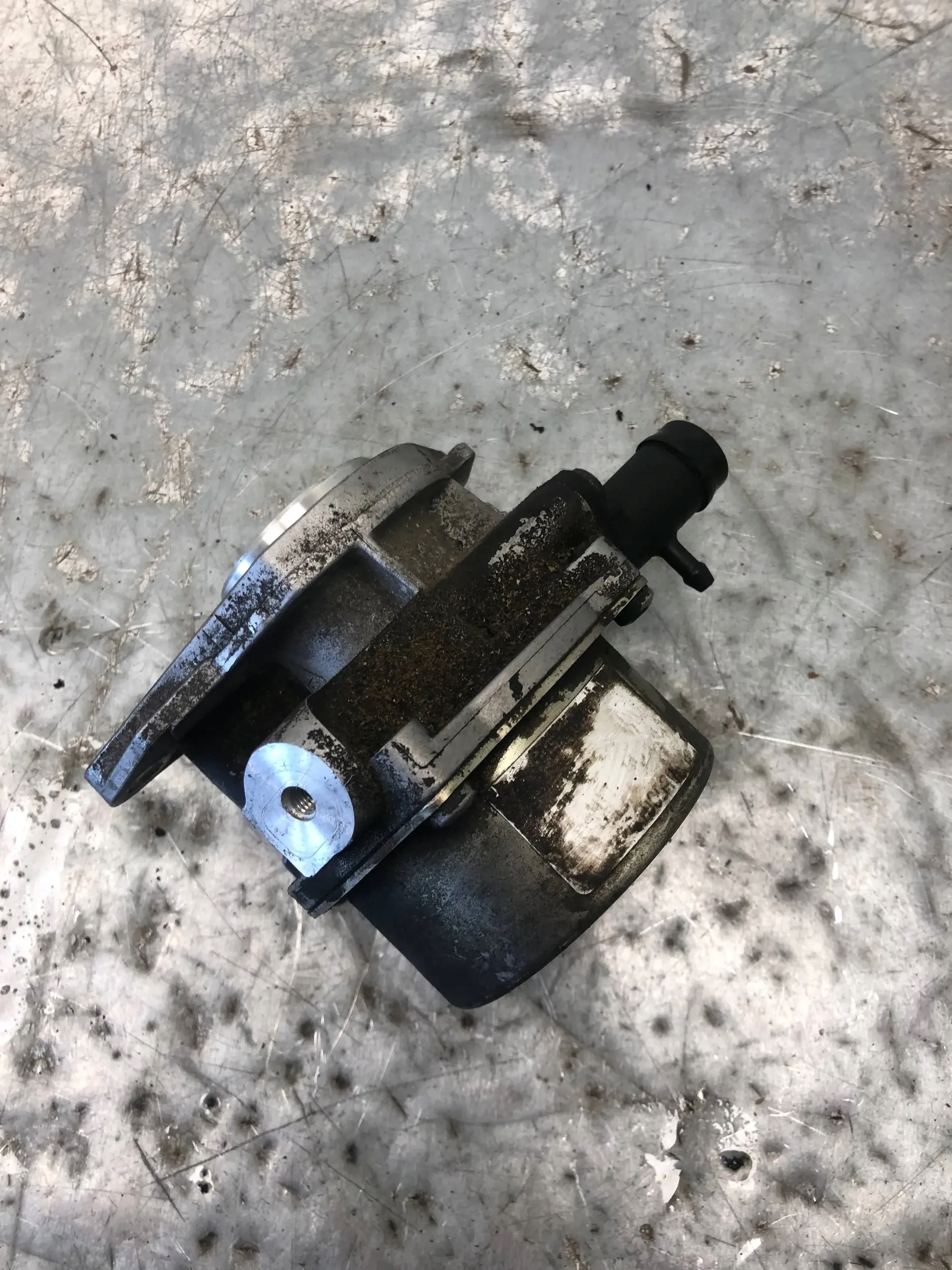 Pompa VACUM 1.5 DCI K9KF830 RENAULT SCENIC III