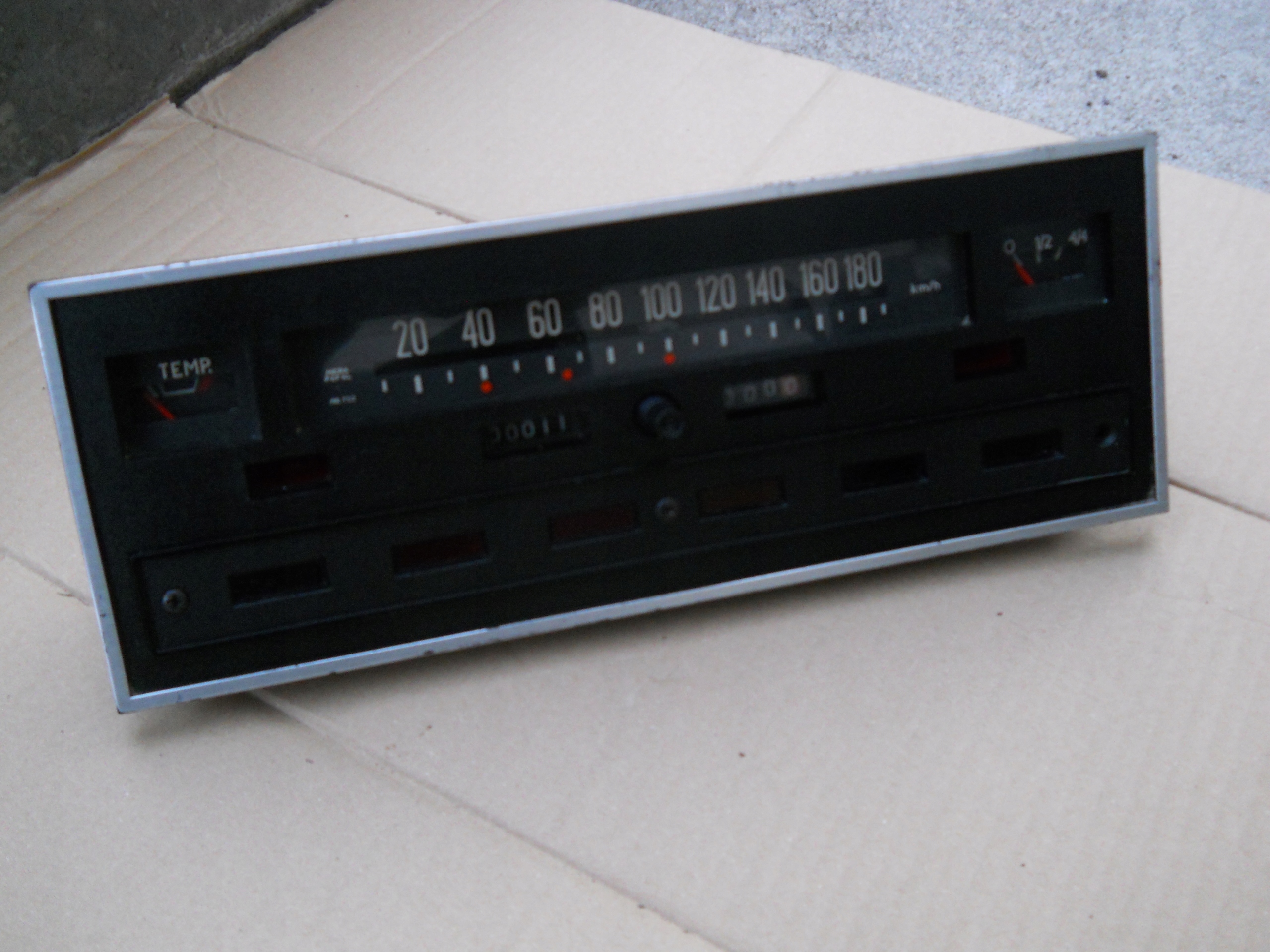 4567765546 - FIAT 125P СЧЕТЧИК ЛЕНТЫ ЧАСЫ