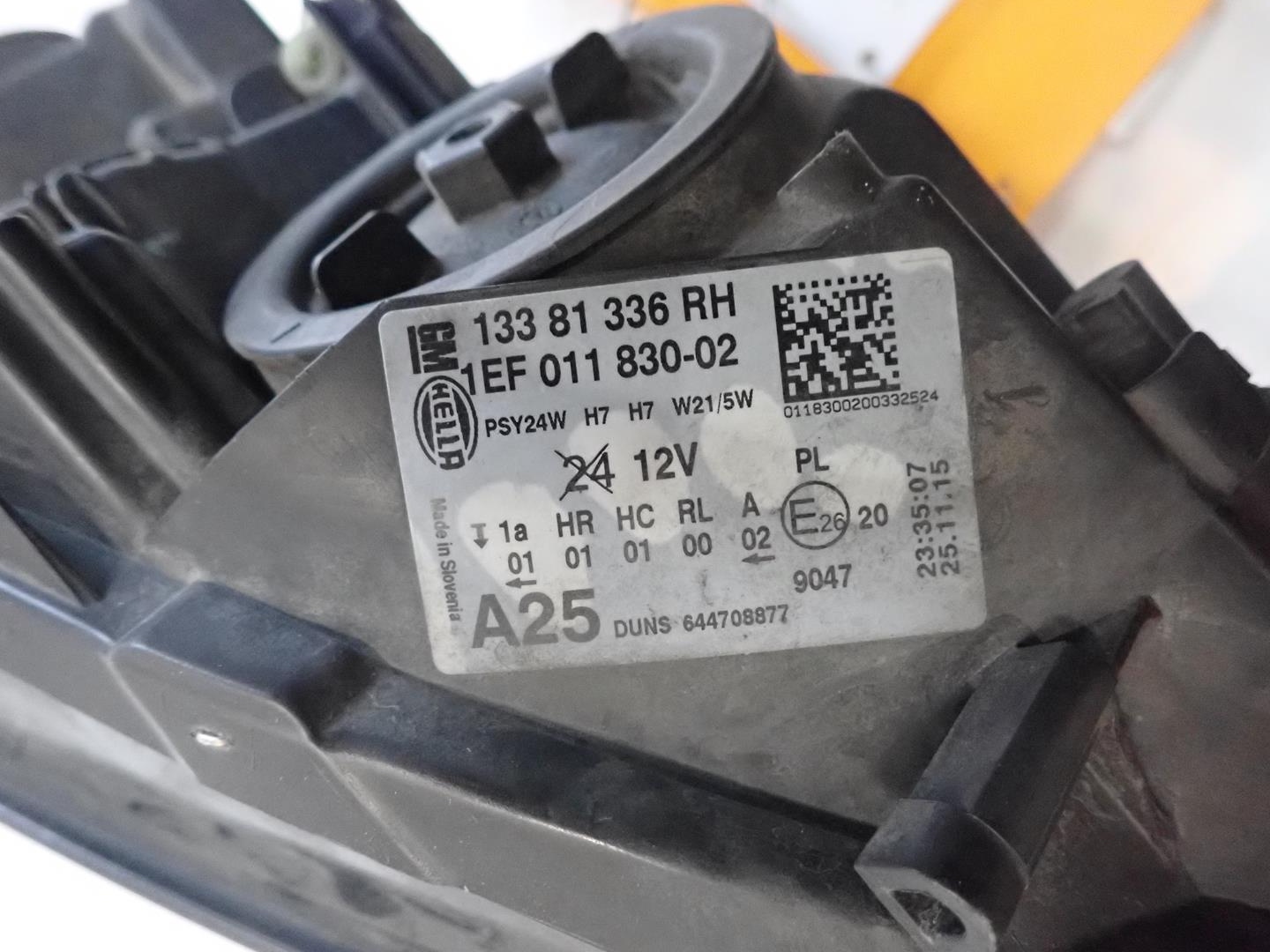 light front front right OPEL CORSA E 2014- 13381336
