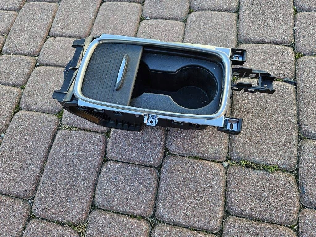 passenger compartment blinds blinds air line tunel bracket tunelu Opel Astra K 2553421