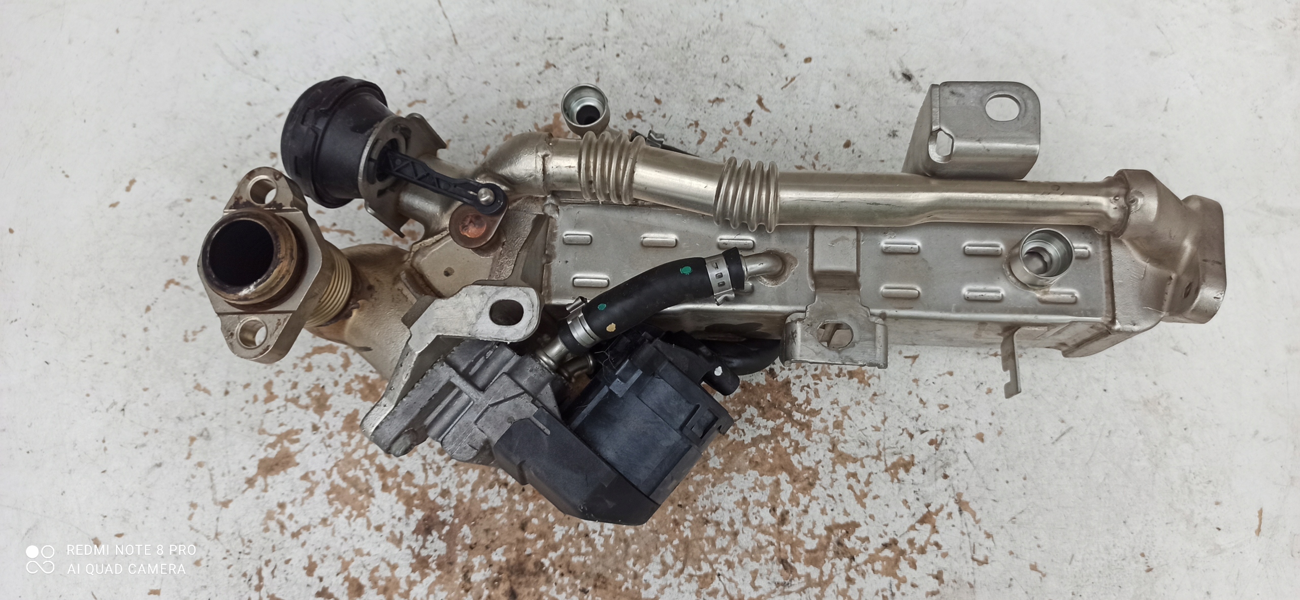 3.0D 2.0D - BMW F20 F30 2.0 D радіатор вихлопних газів EGR 7823210 08