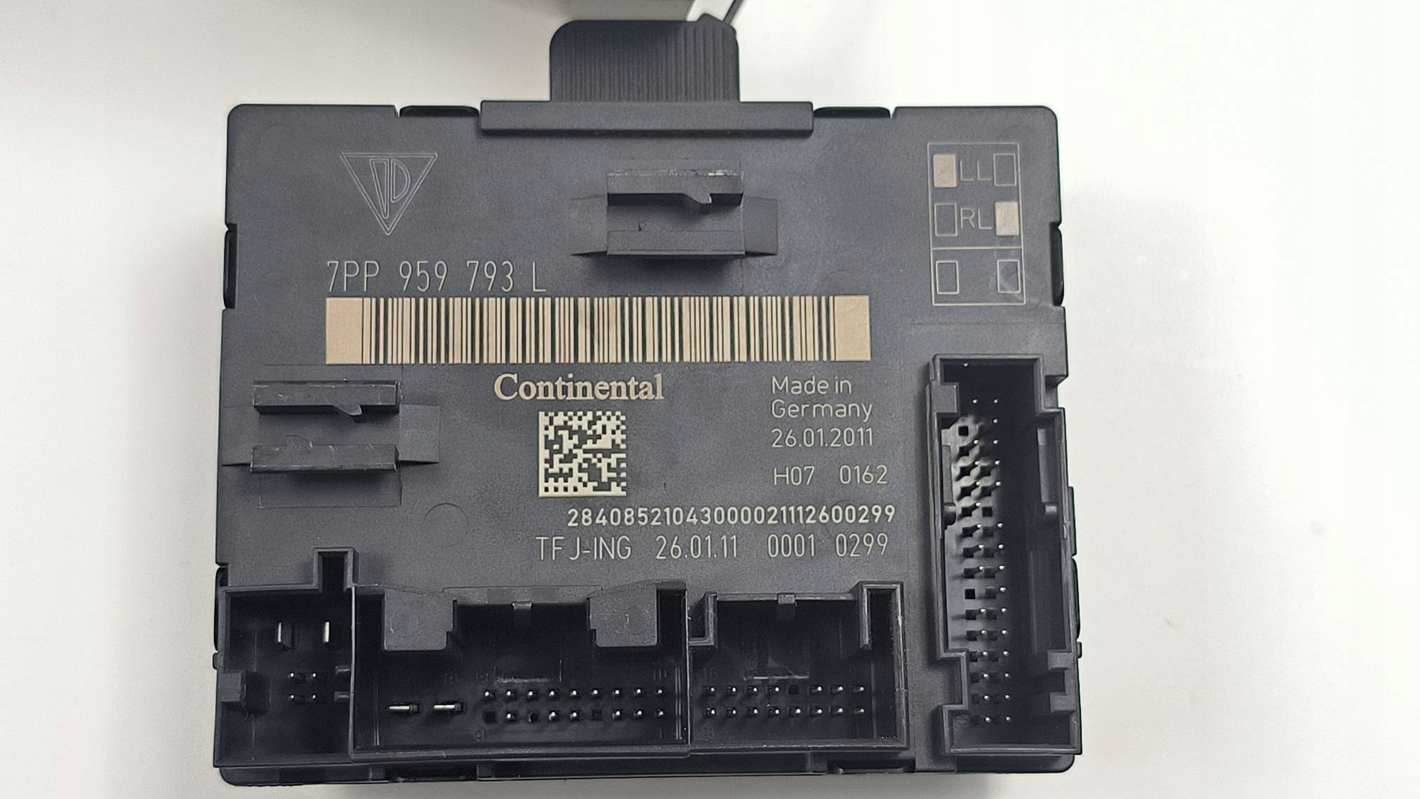 module door 7PP959793L PORSCHE CAYENNE II 7P5 92A