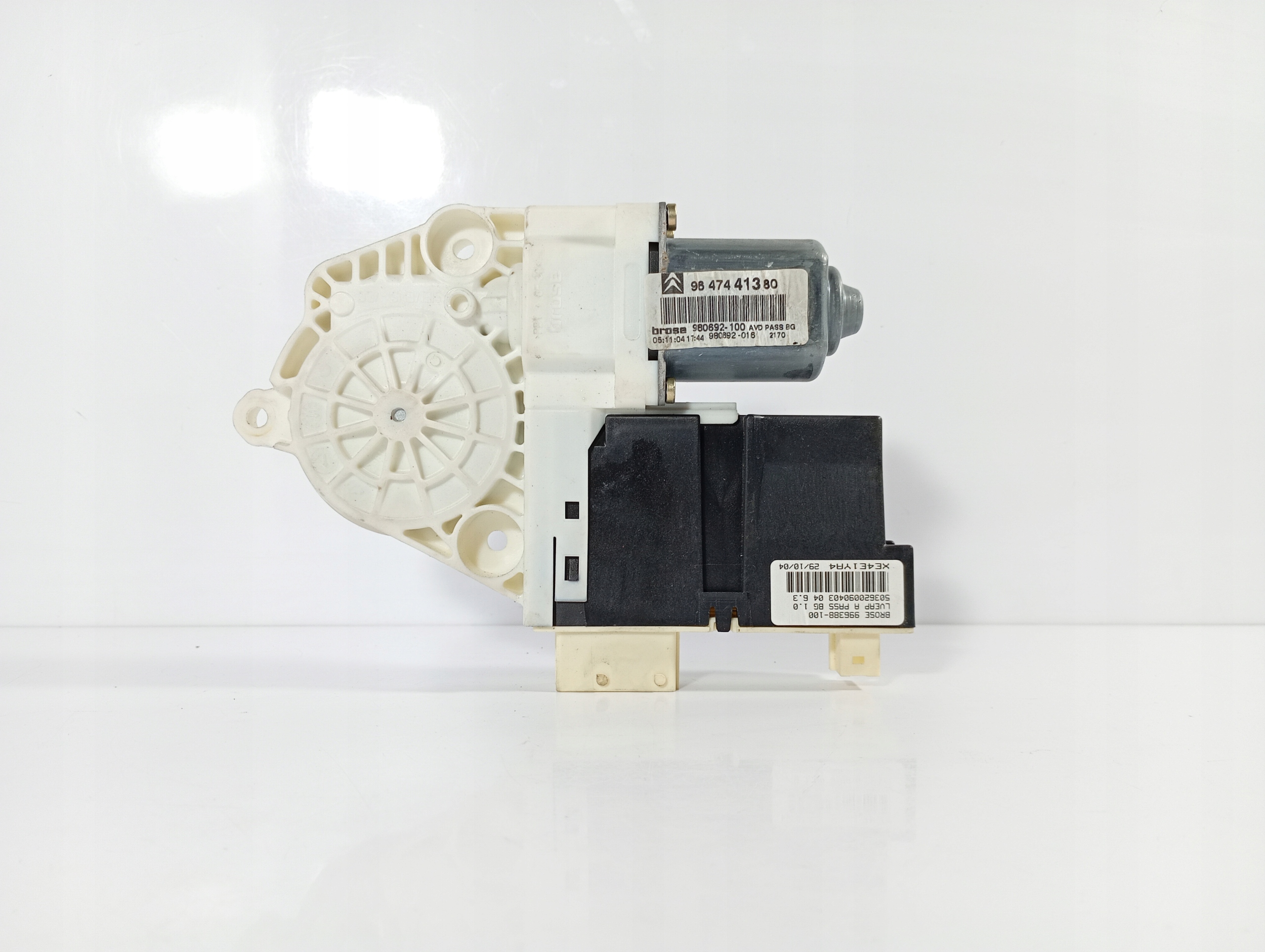 CITROEN C4 04-11 engine mini motor windows right OE 9647441380