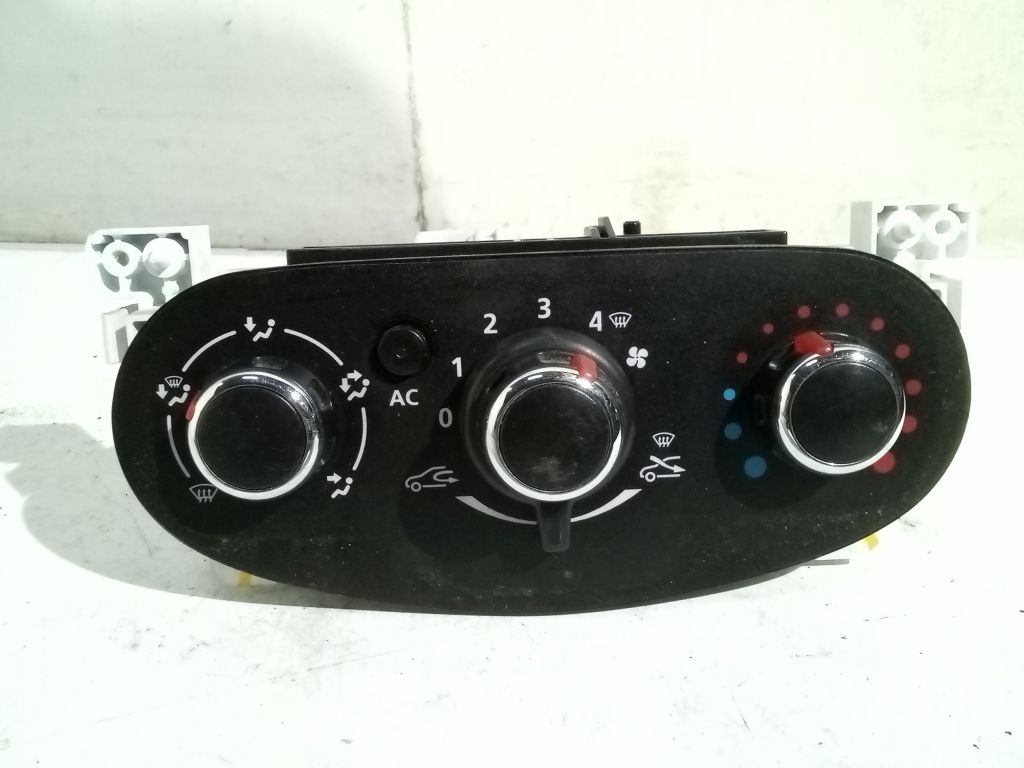Dacia Lodgy control panel air conditioning devices 5P3743000
