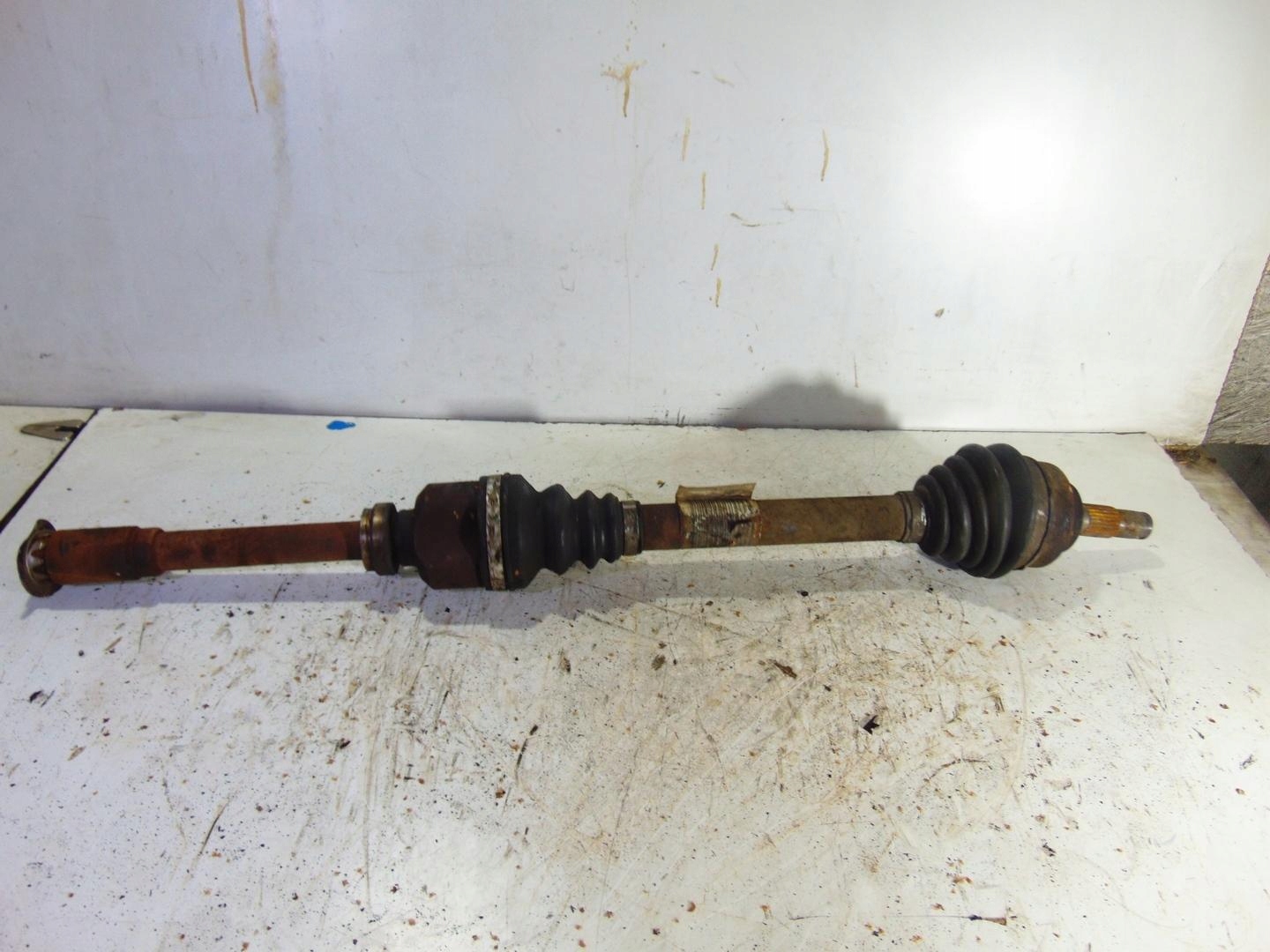 PÓŁOŚ PRAWA PEUGEOT 307 2.0 16V 9639858280