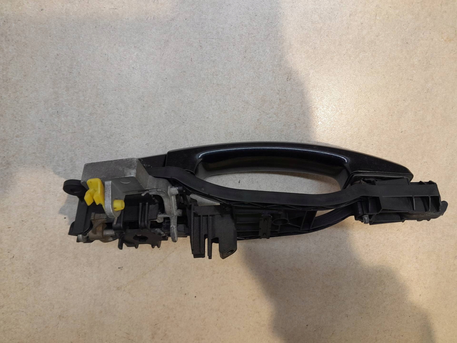 handle exterior left rear part OPEL ASTRA H