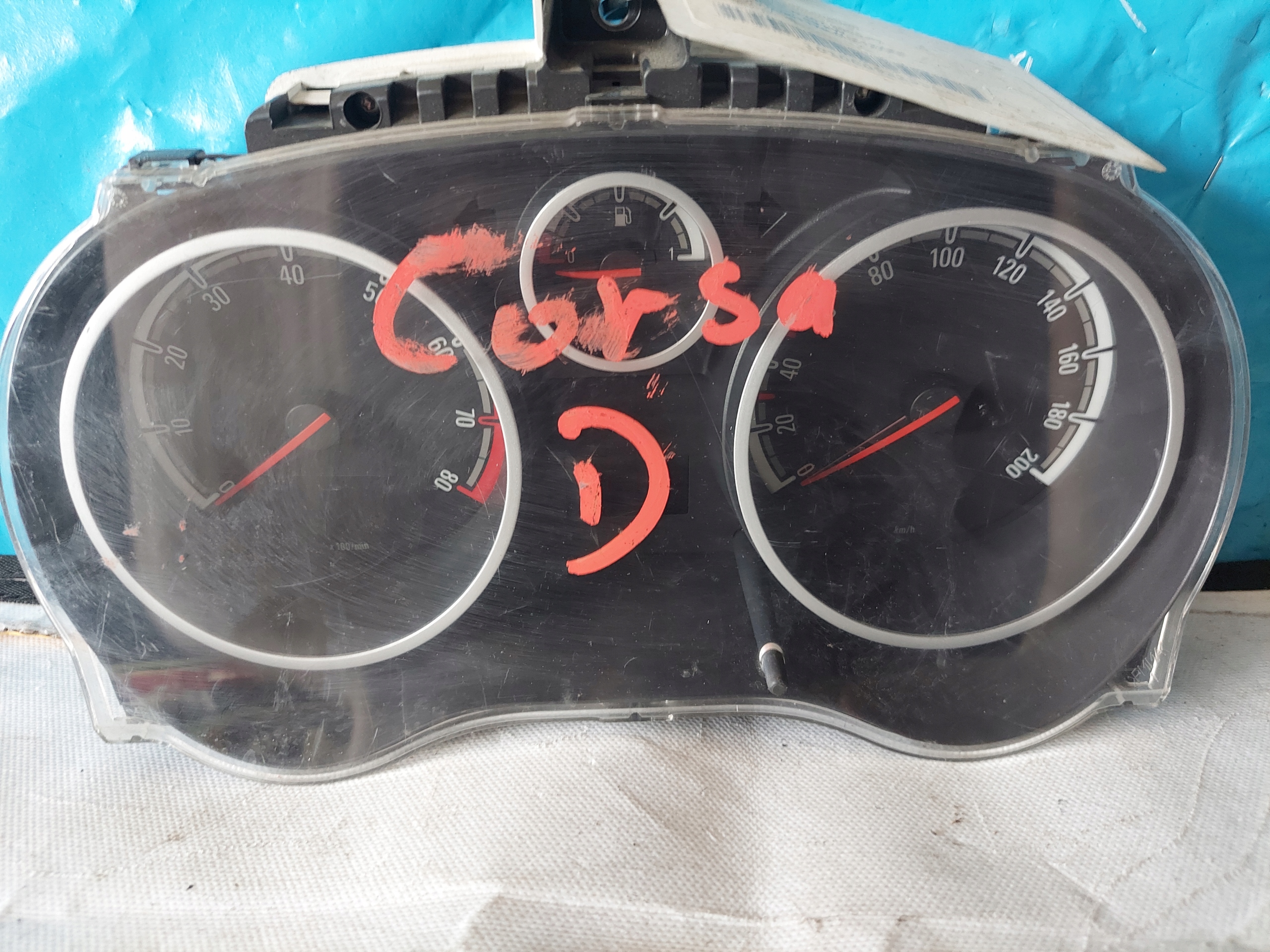 dials clock CORSA D 1.2 B P0013264267