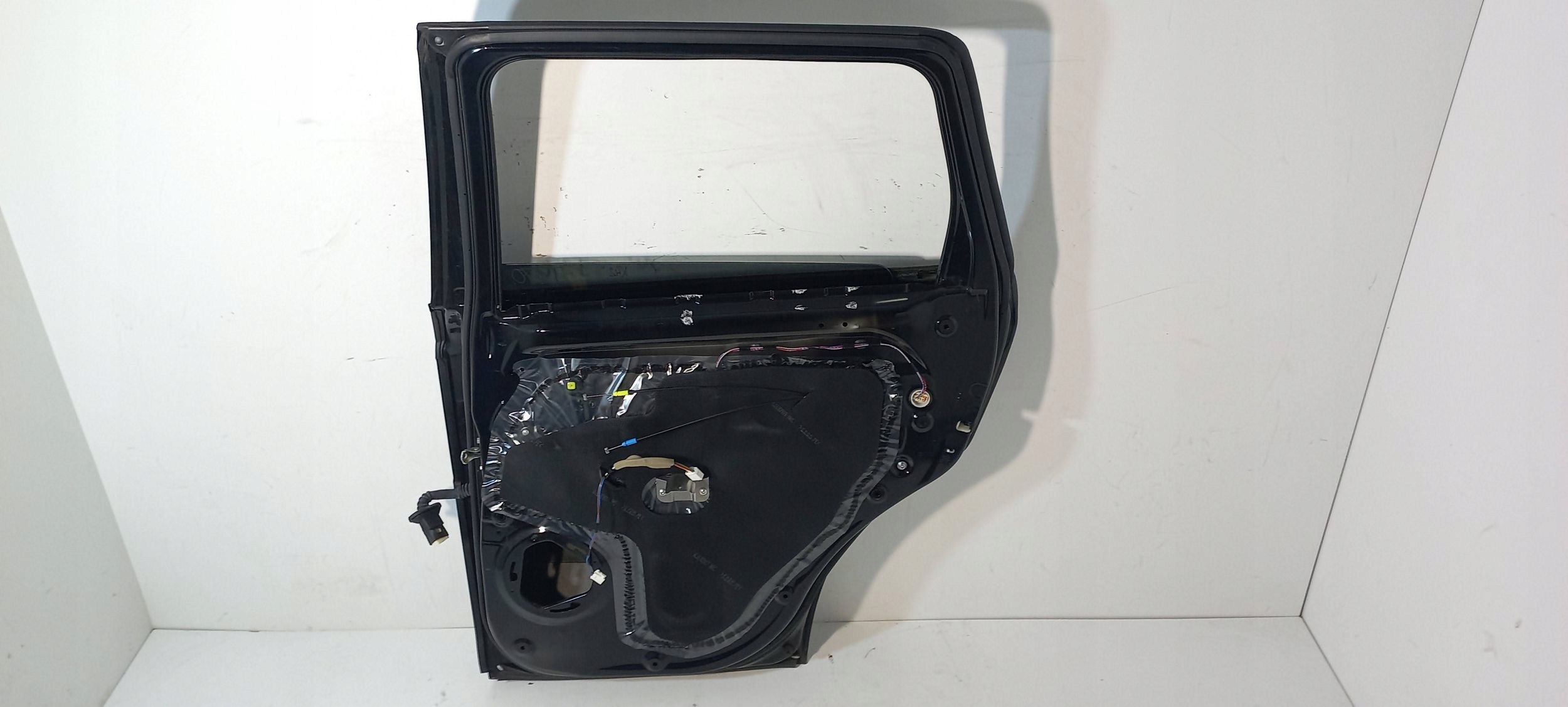 Mitsubishi Outlander Tür hinten