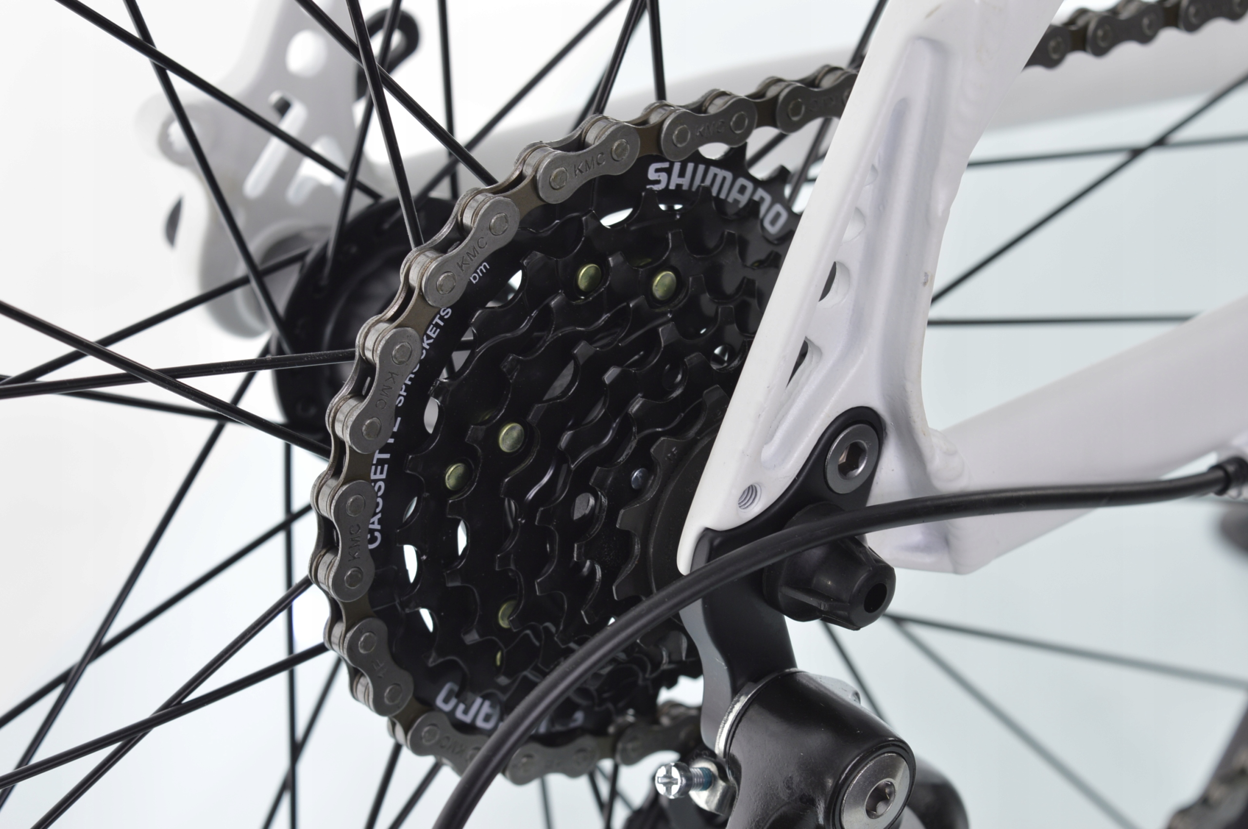 Rower Kands 28 STV-900 D17 biało-niebieski mat rama 17 cali koło 28 